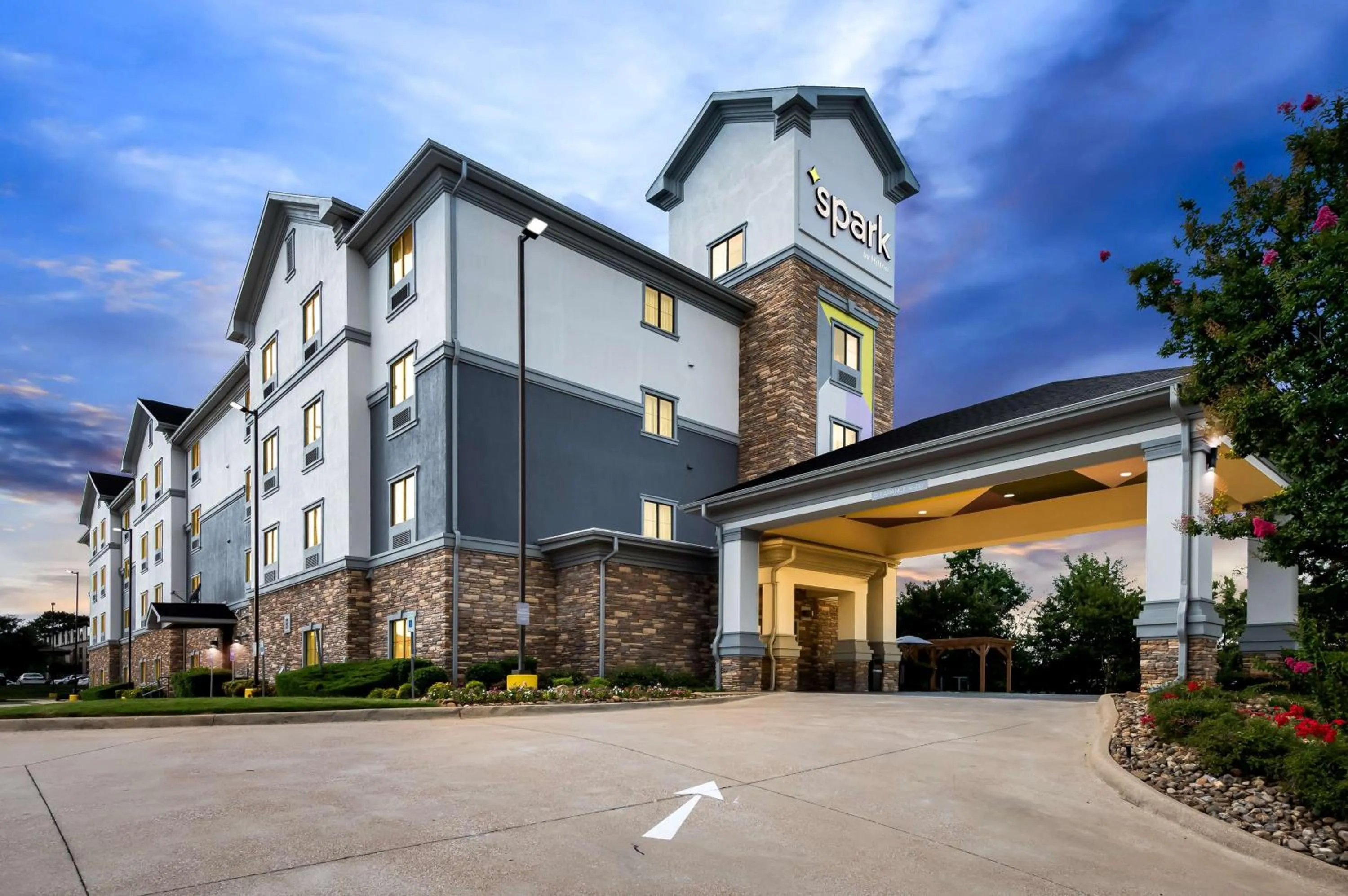 Property building in Hawthorn Suites by Wyndham Longview