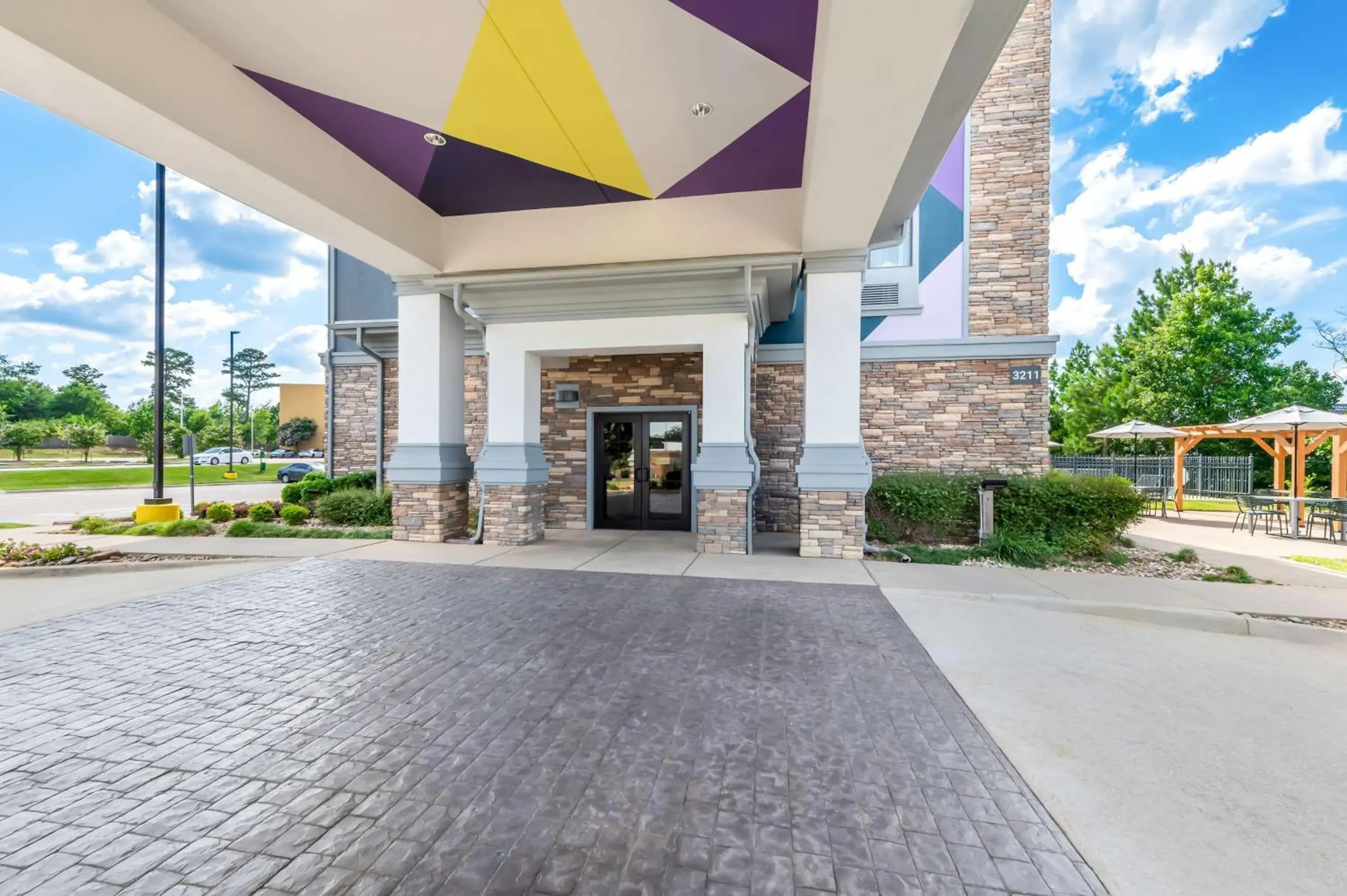 Property building in Hawthorn Suites by Wyndham Longview Property building in Hawthorn Suites by Wyndham Longview