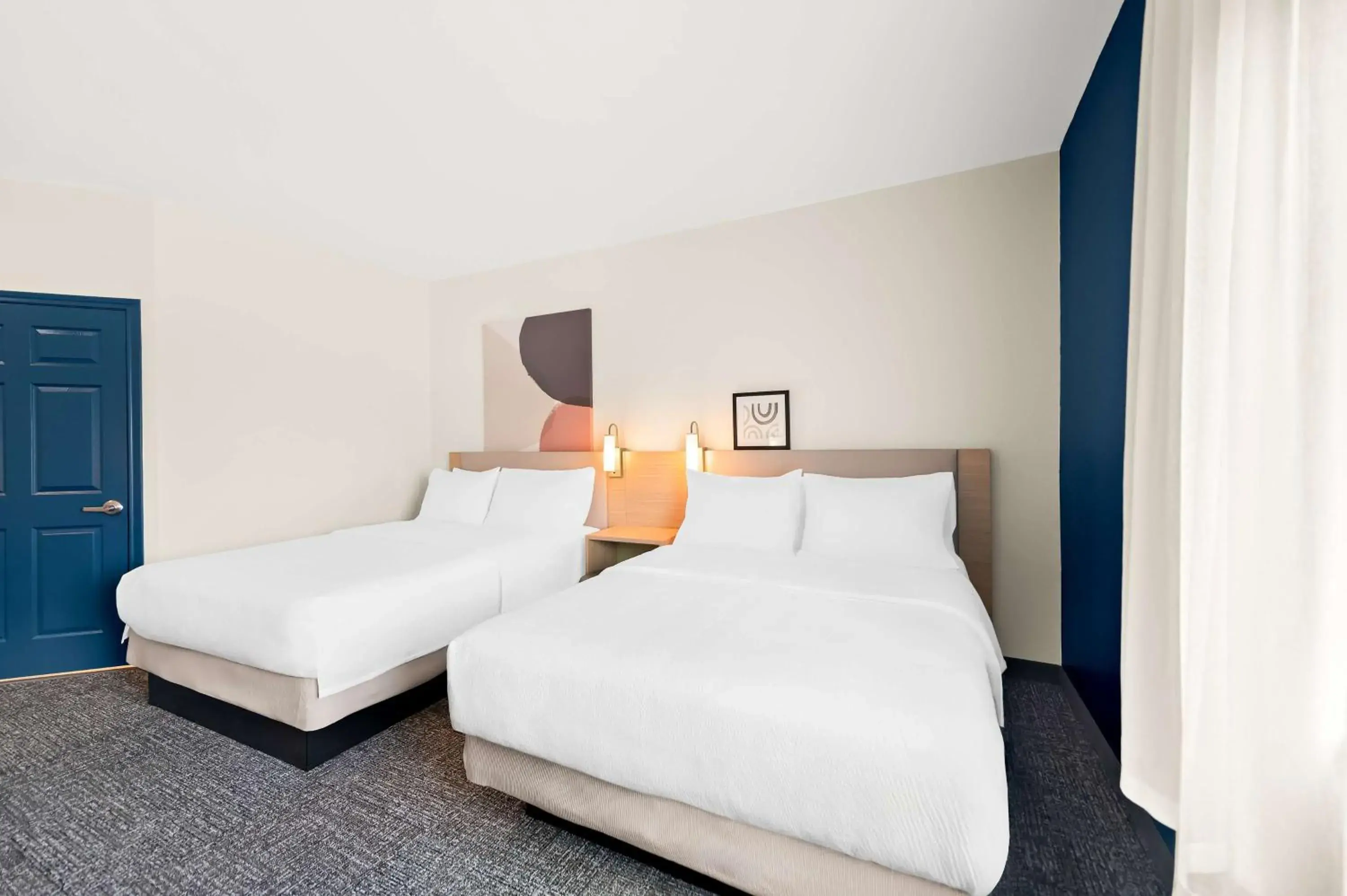 Bed in Hawthorn Suites by Wyndham Longview Bed in Hawthorn Suites by Wyndham Longview