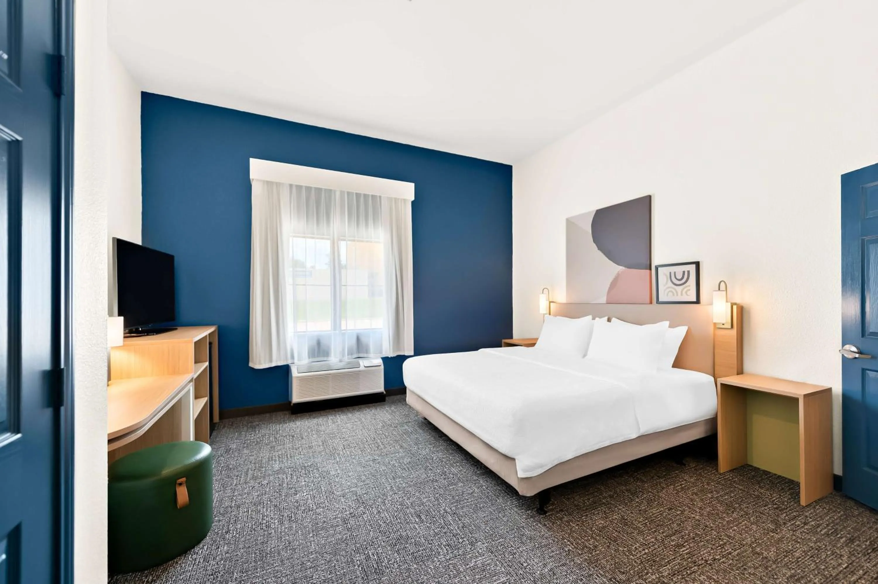 Bed in Hawthorn Suites by Wyndham Longview