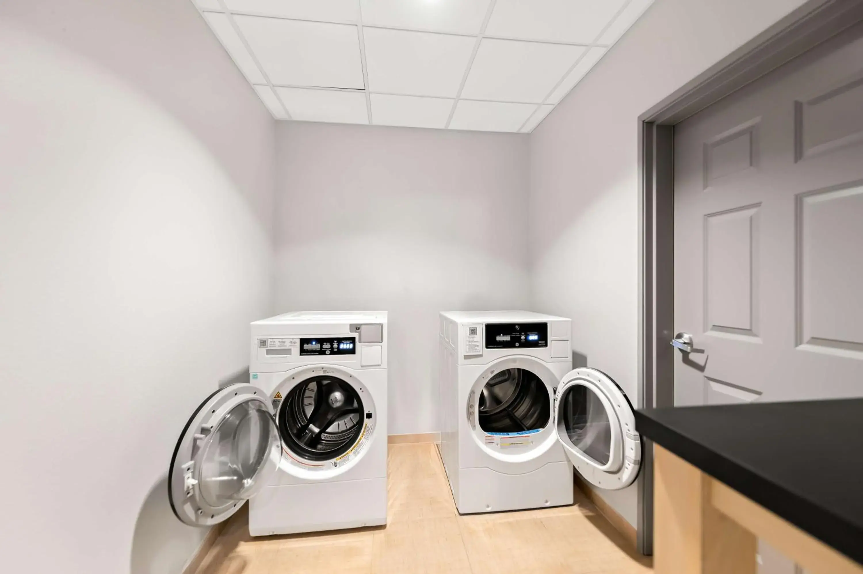 laundry in Hawthorn Suites by Wyndham Longview laundry in Hawthorn Suites by Wyndham Longview