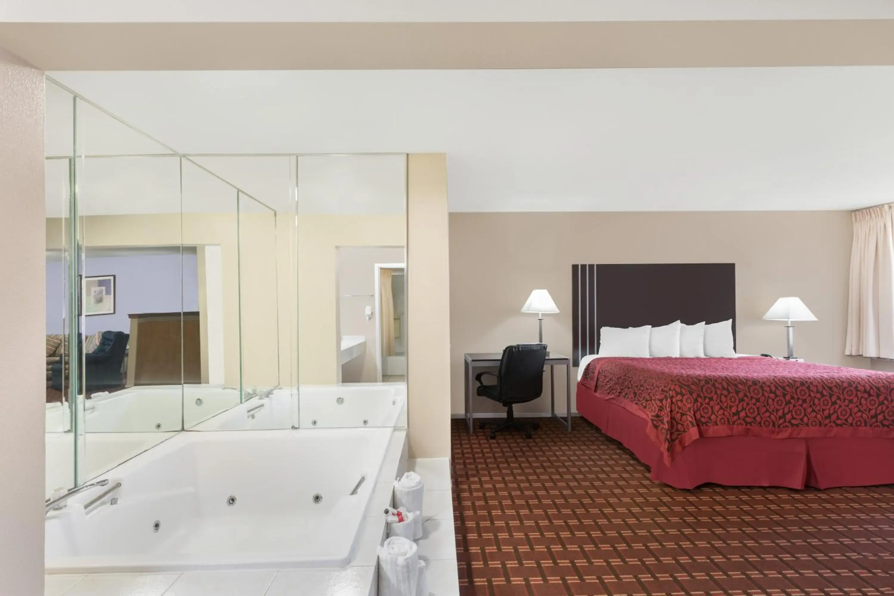 Photo of the whole room, Bed in Days Inn by Wyndham College Station University Drive Photo of the whole room, Bed in Days Inn by Wyndham College Station University Drive