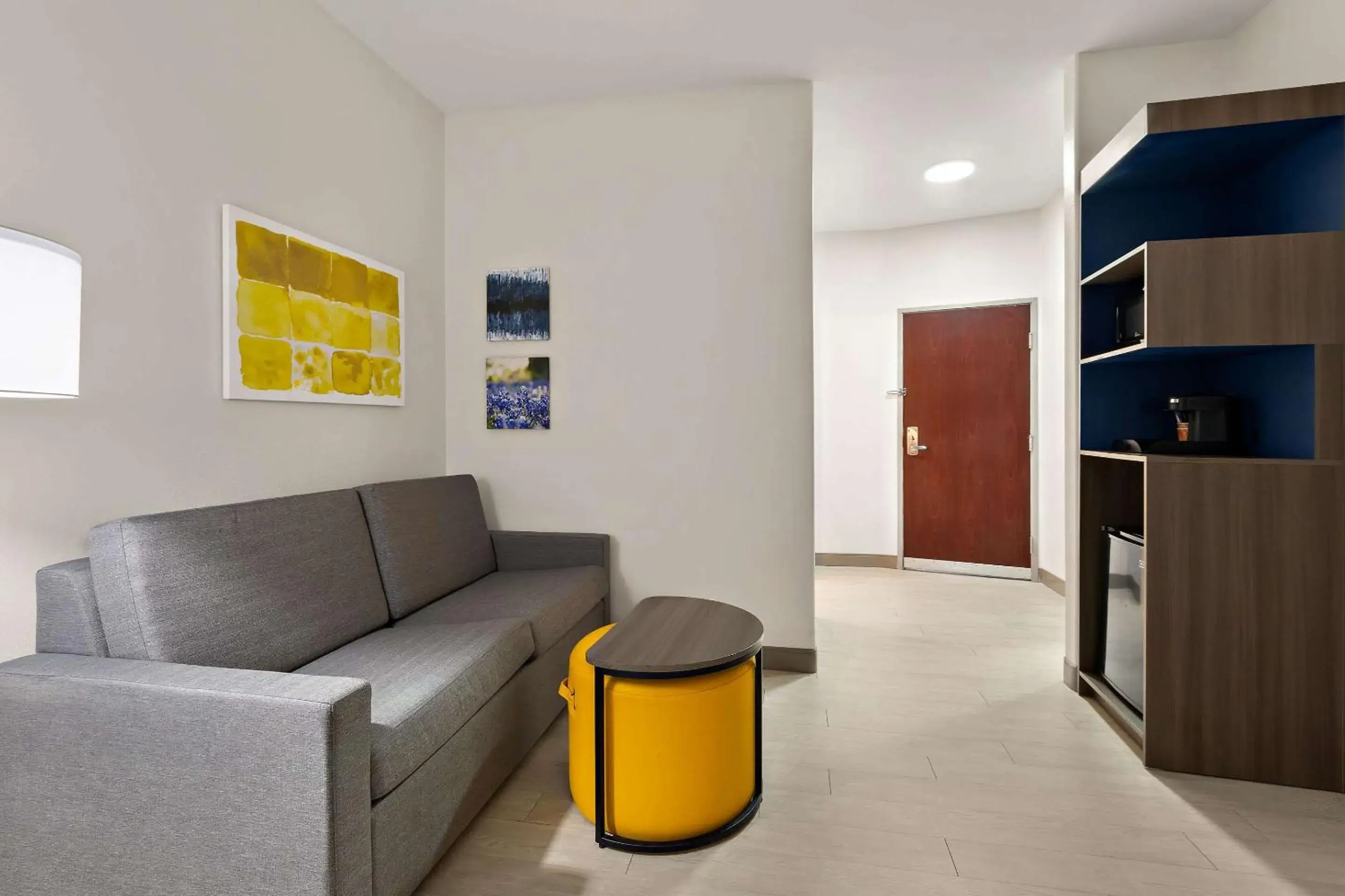 Bedroom in Comfort Suites Bastrop Bedroom in Comfort Suites Bastrop