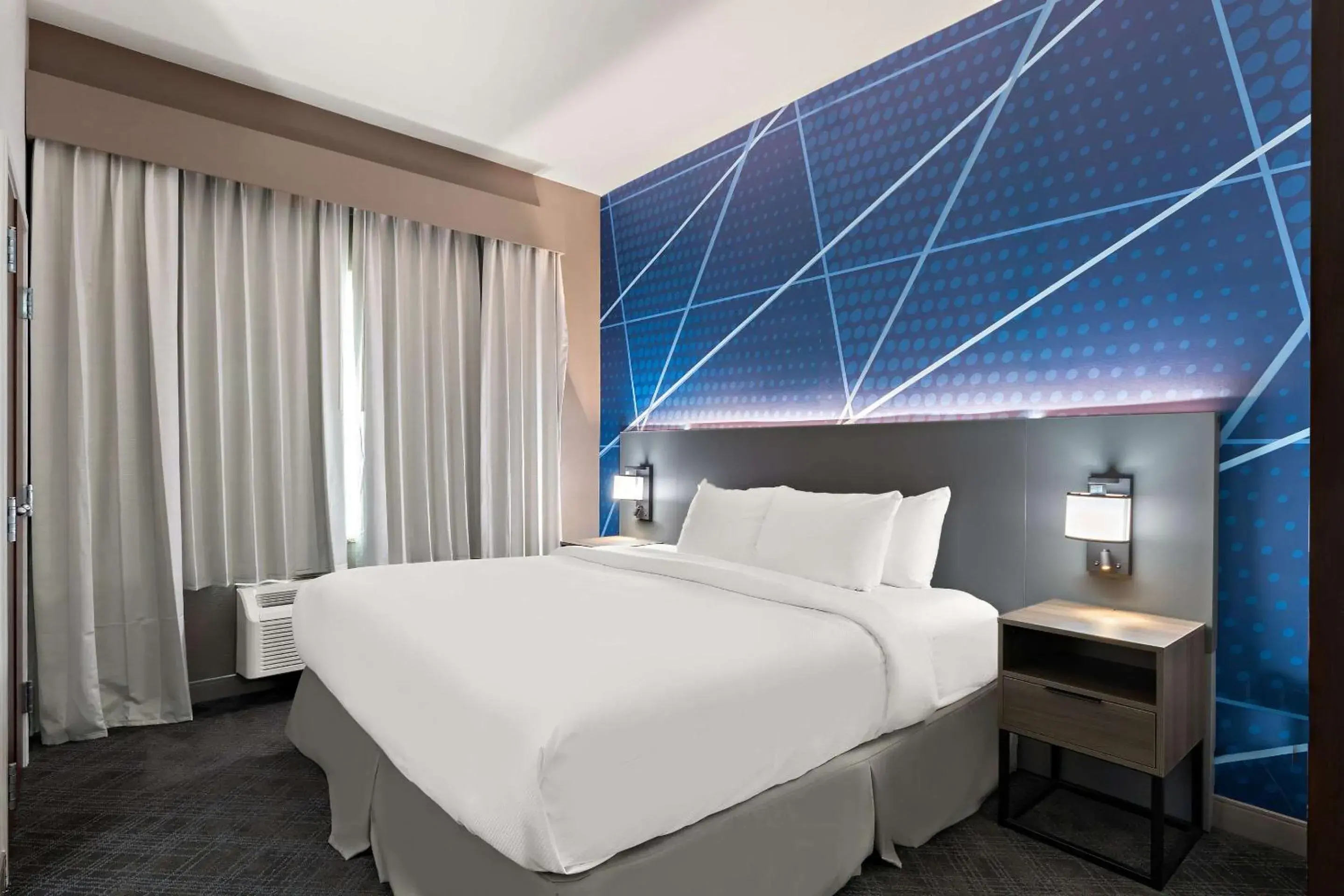 Bedroom, Bed in Comfort Suites Bastrop Bedroom, Bed in Comfort Suites Bastrop