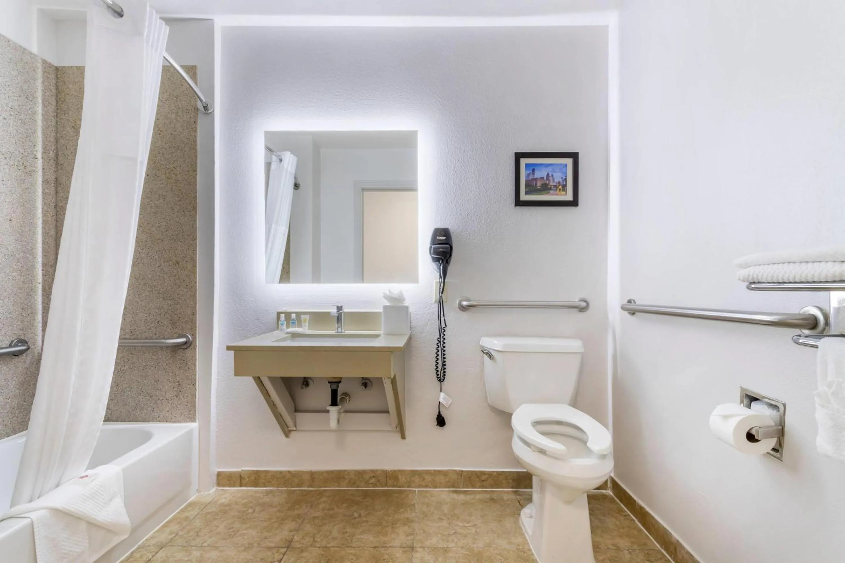 Bedroom in Comfort Inn & Suites Houston FM1960 - Champions