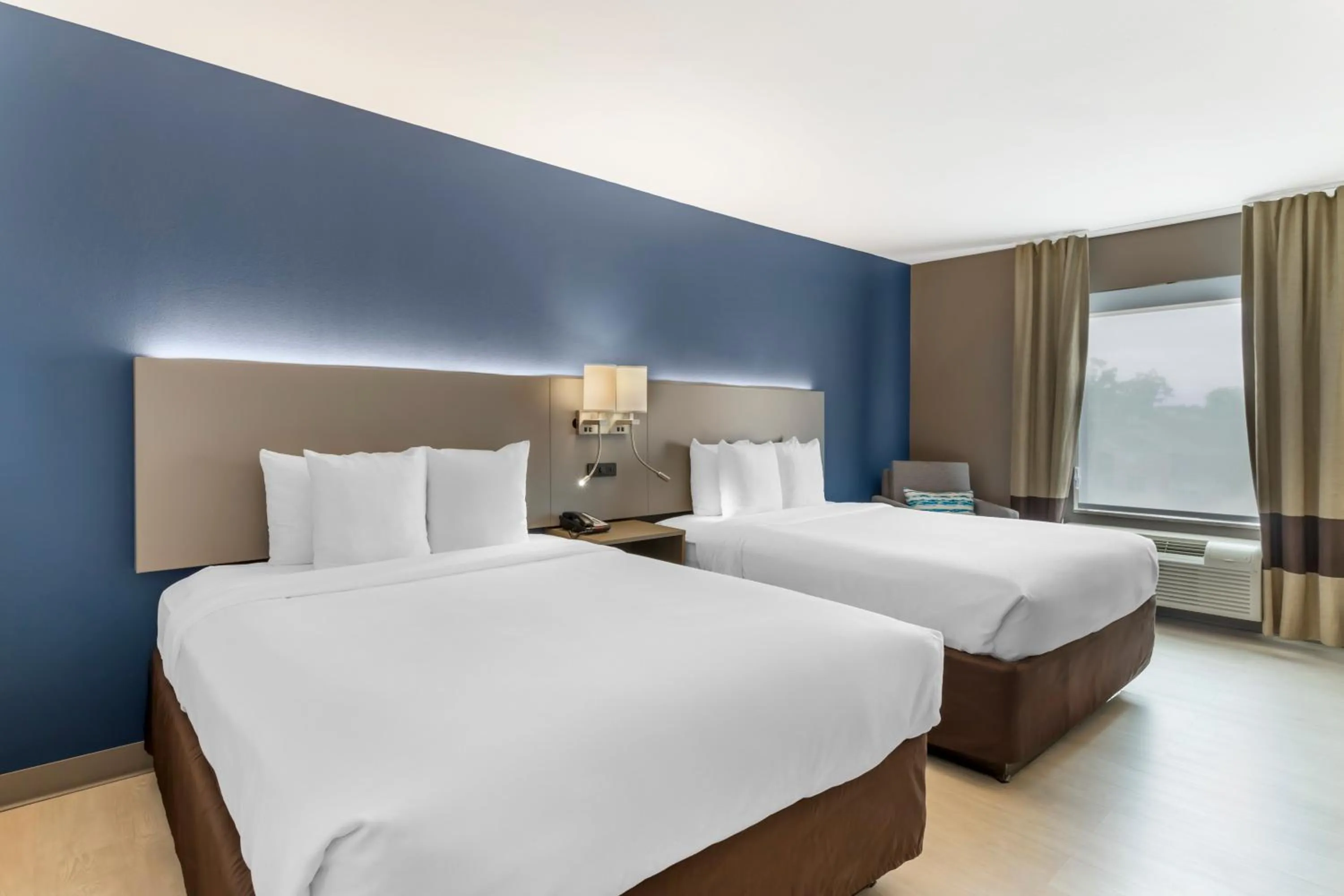 Bed in Comfort Inn & Suites Houston FM1960 - Champions