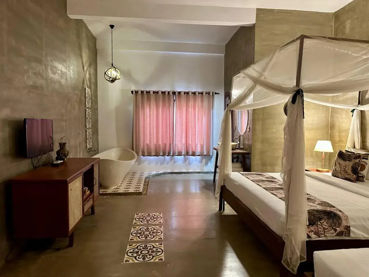Deluxe Double Room with Two Double Beds in Dontrei Villa Angkor Deluxe Double Room with Two Double Beds in Dontrei Villa Angkor