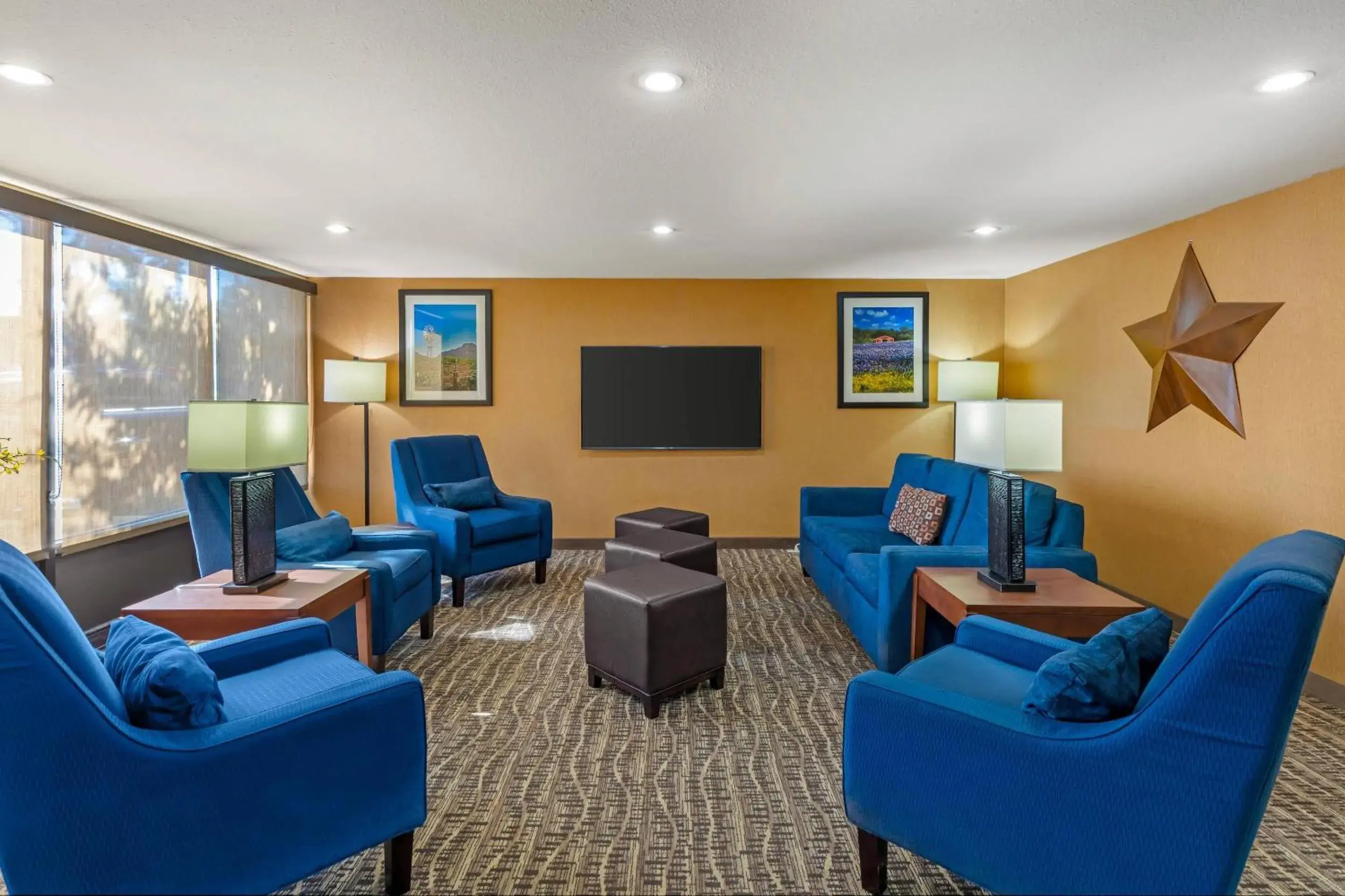 Lobby or reception in Comfort Inn Wichita Falls North Lobby or reception in Comfort Inn Wichita Falls North