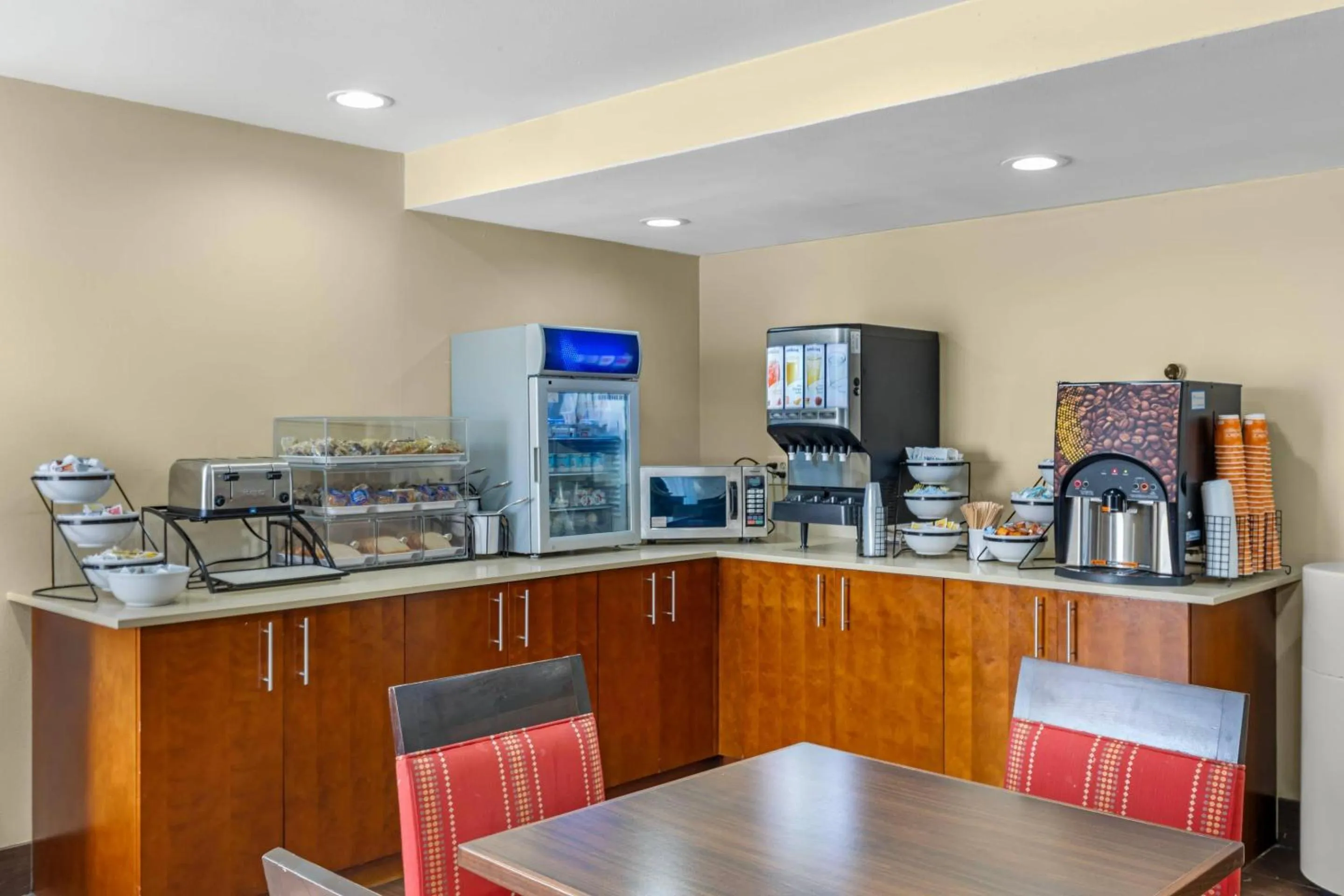 Breakfast in Comfort Inn Wichita Falls North