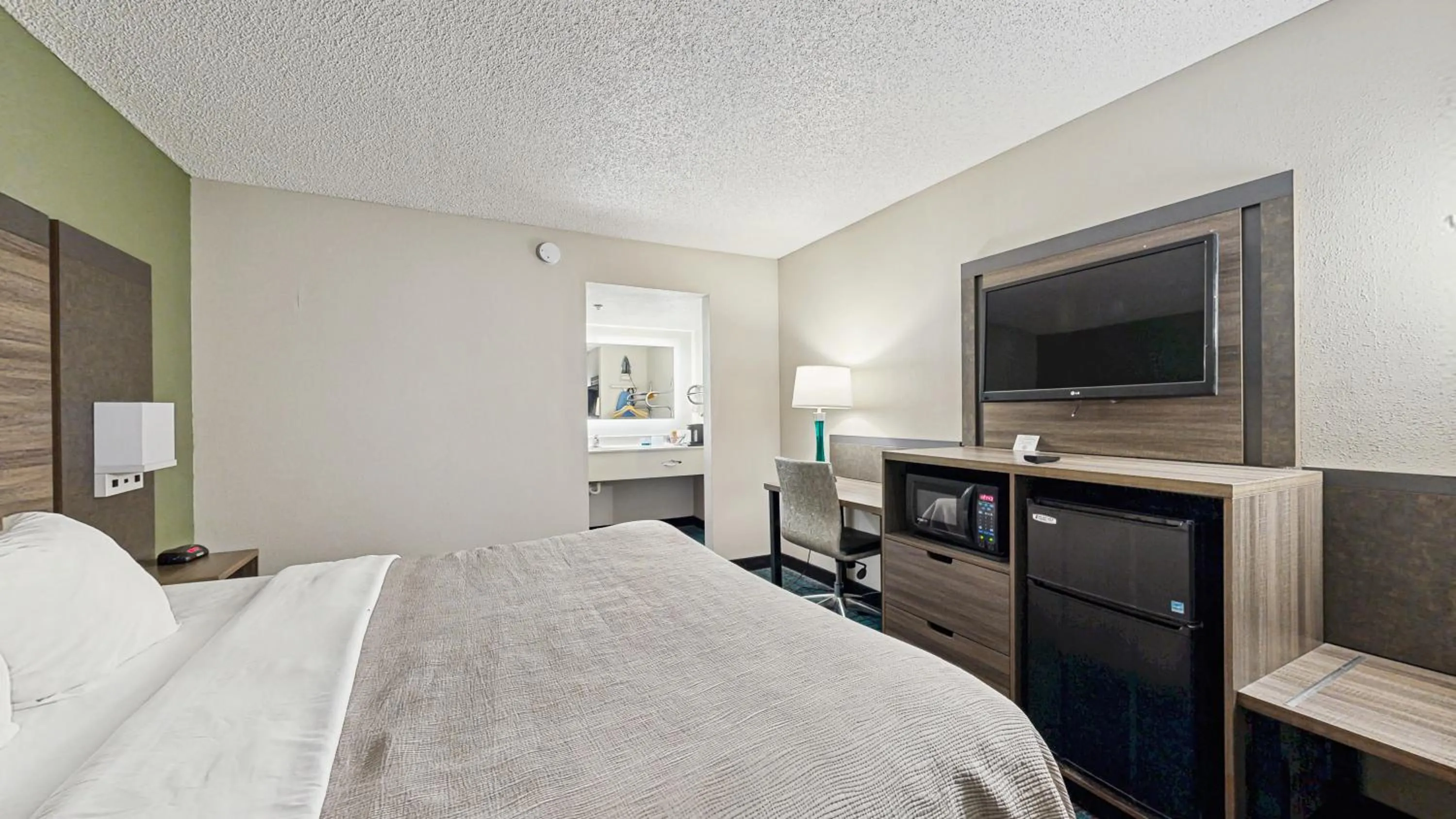 Bed in Quality Inn Van Horn