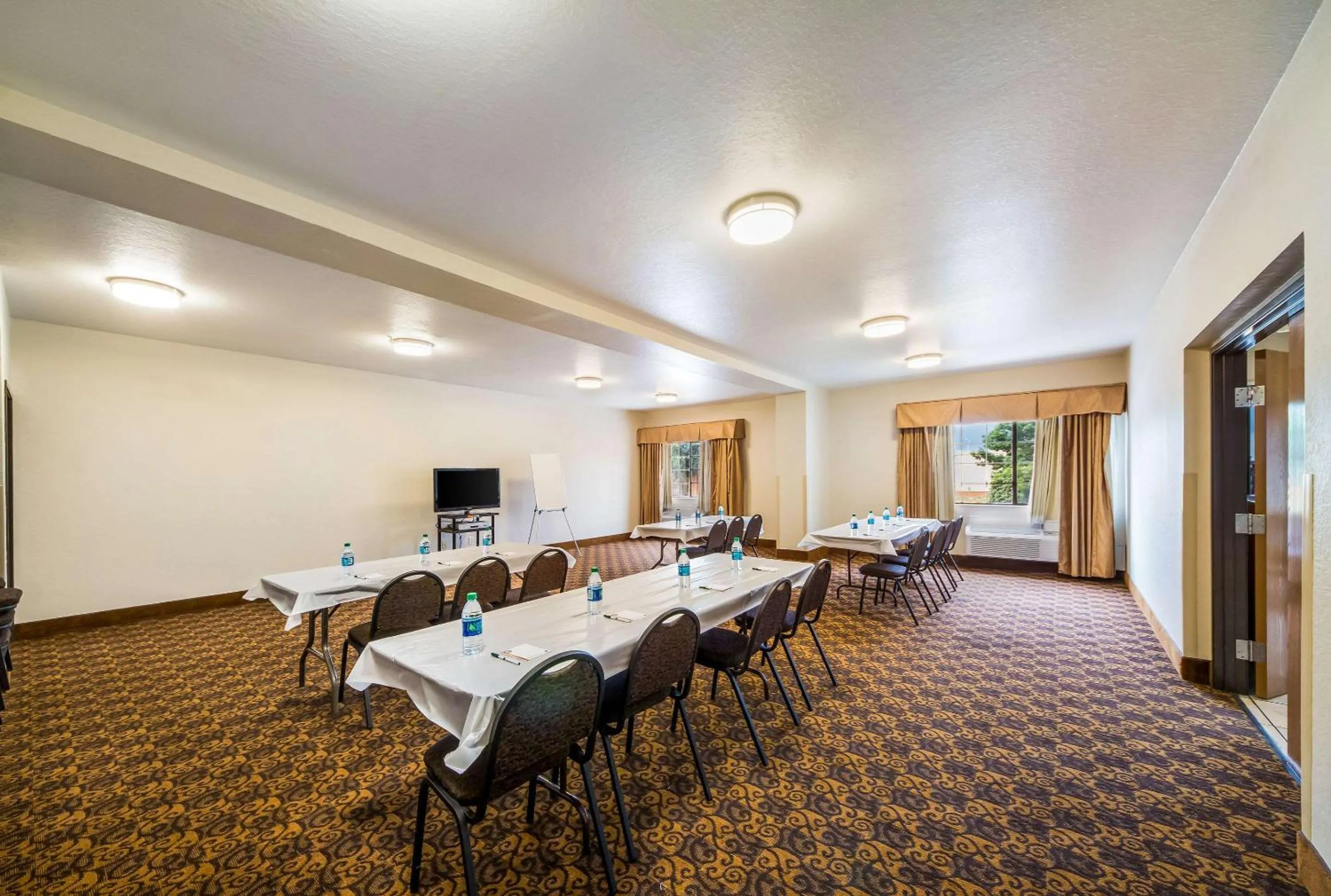 On site in Quality Suites San Antonio Brooks City Base