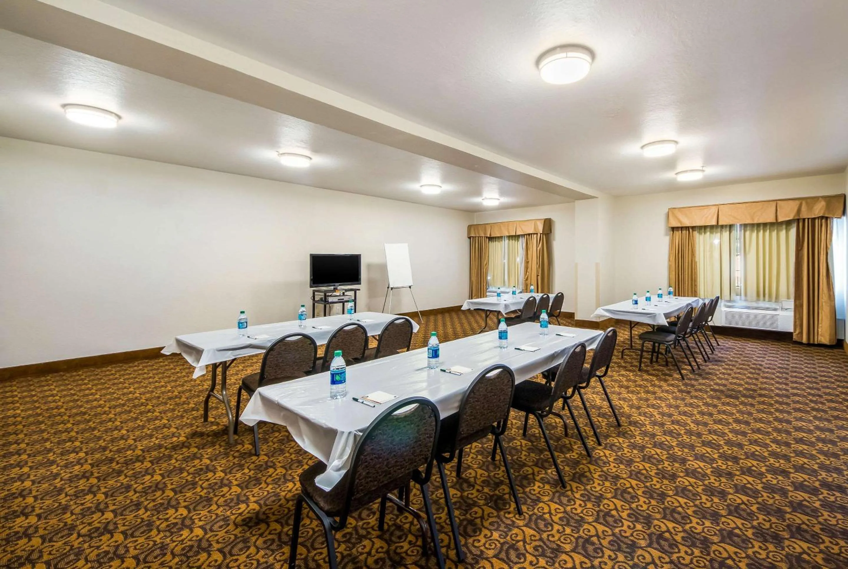 On site in Quality Suites San Antonio Brooks City Base