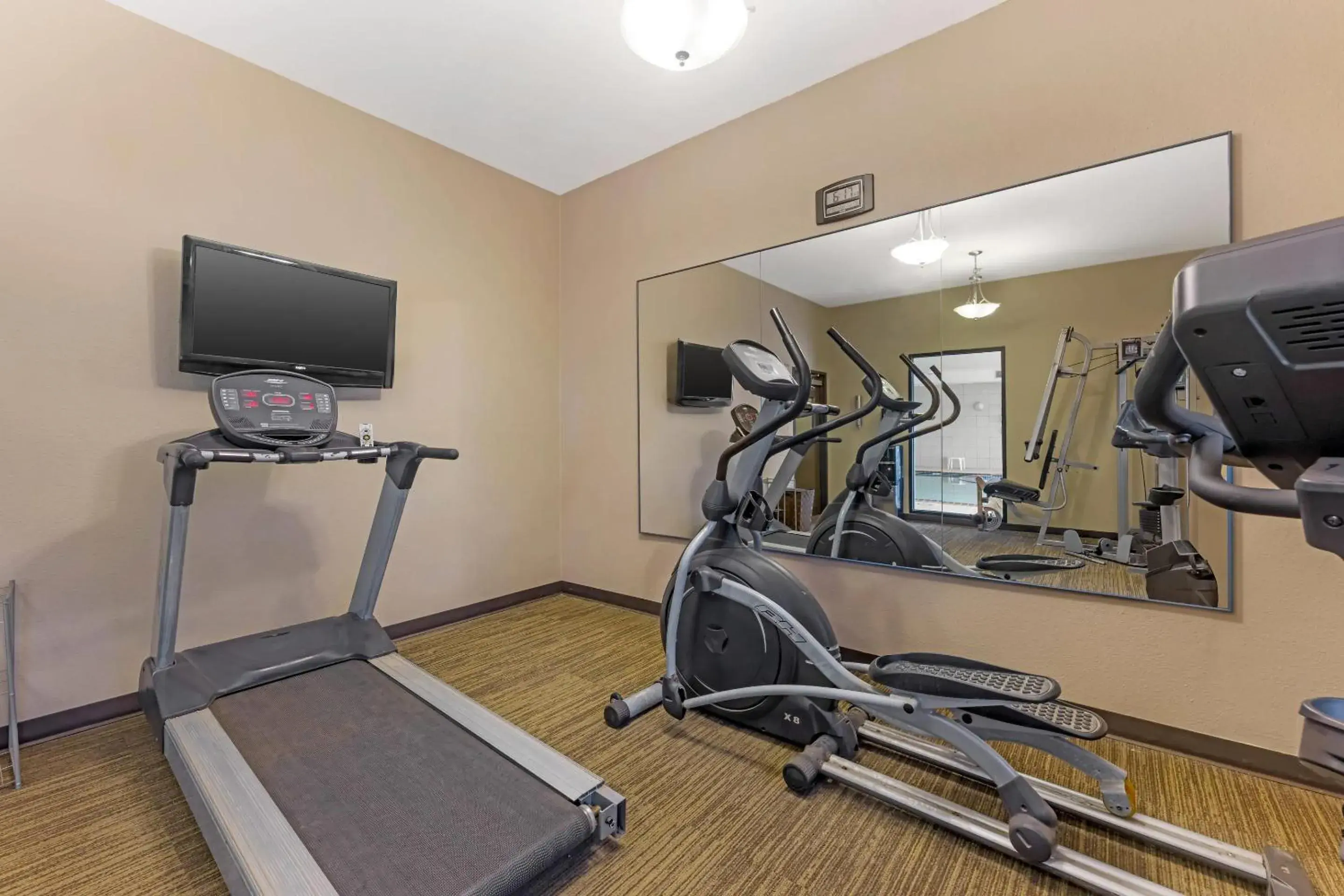 Fitness centre/facilities in Comfort Inn I-20 Midland Stanton Fitness centre/facilities in Comfort Inn I-20 Midland Stanton