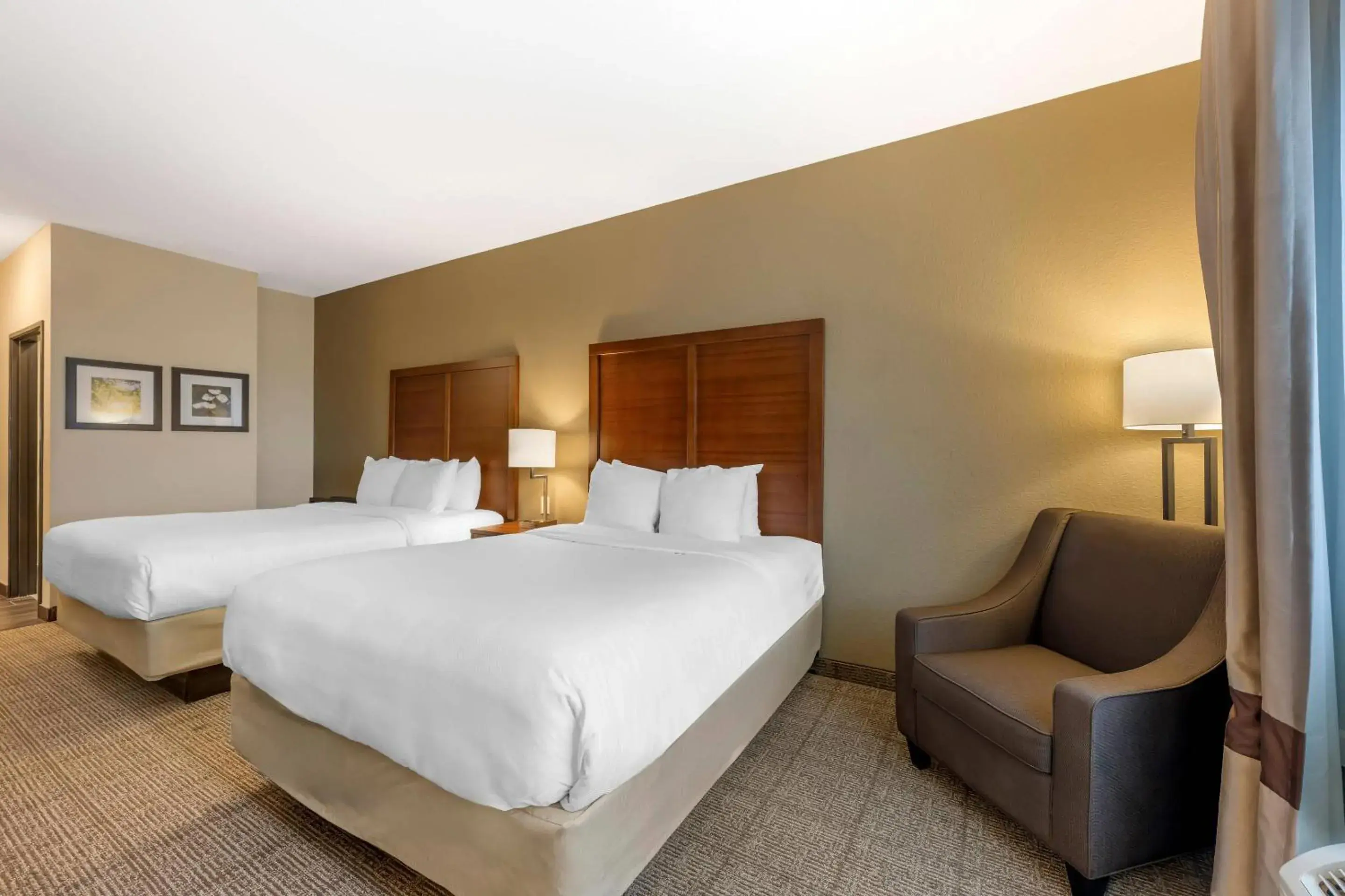 Bedroom, Bed in Comfort Inn I-20 Midland Stanton Bedroom, Bed in Comfort Inn I-20 Midland Stanton