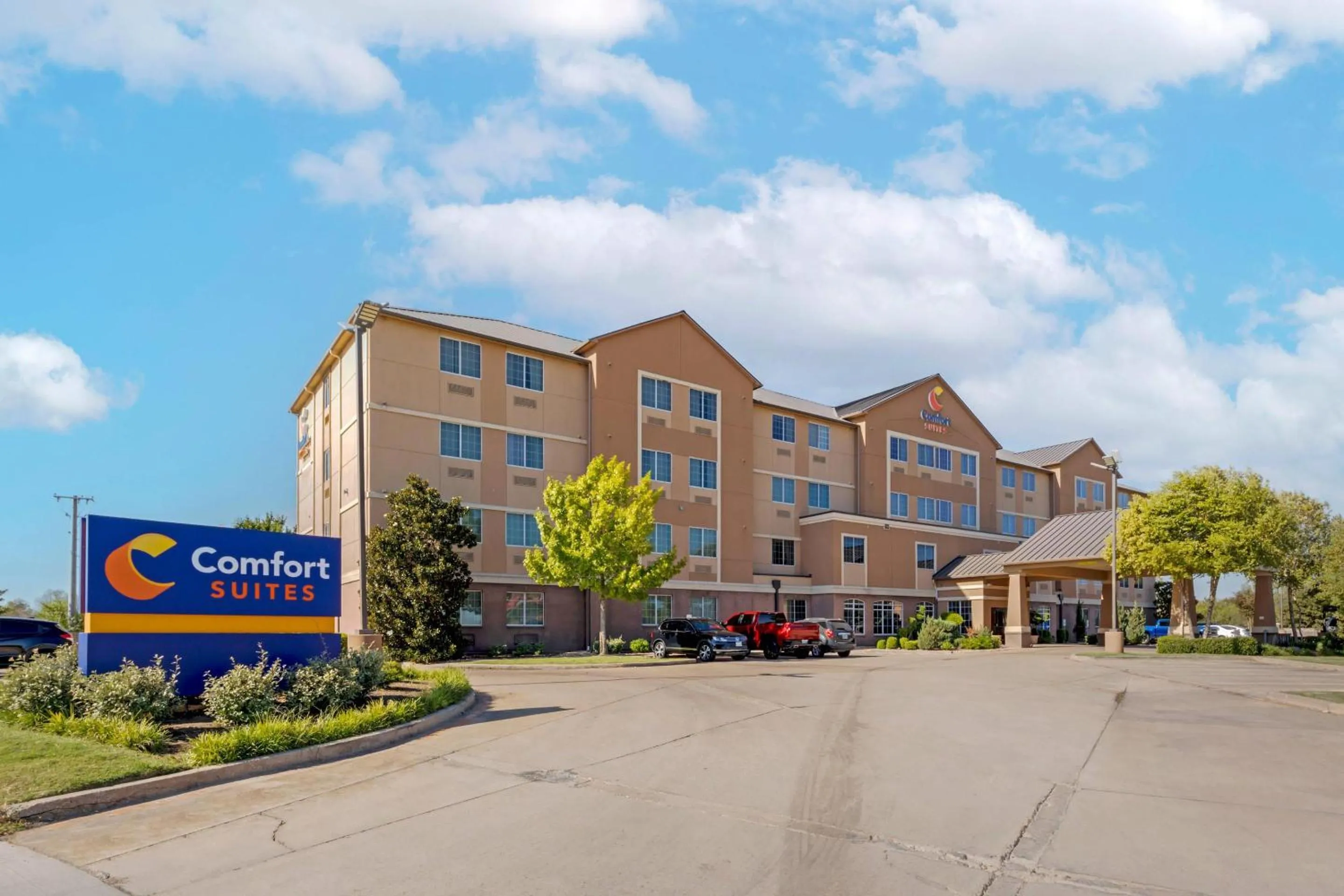 Property building in Comfort Suites Waco North - Near University Area