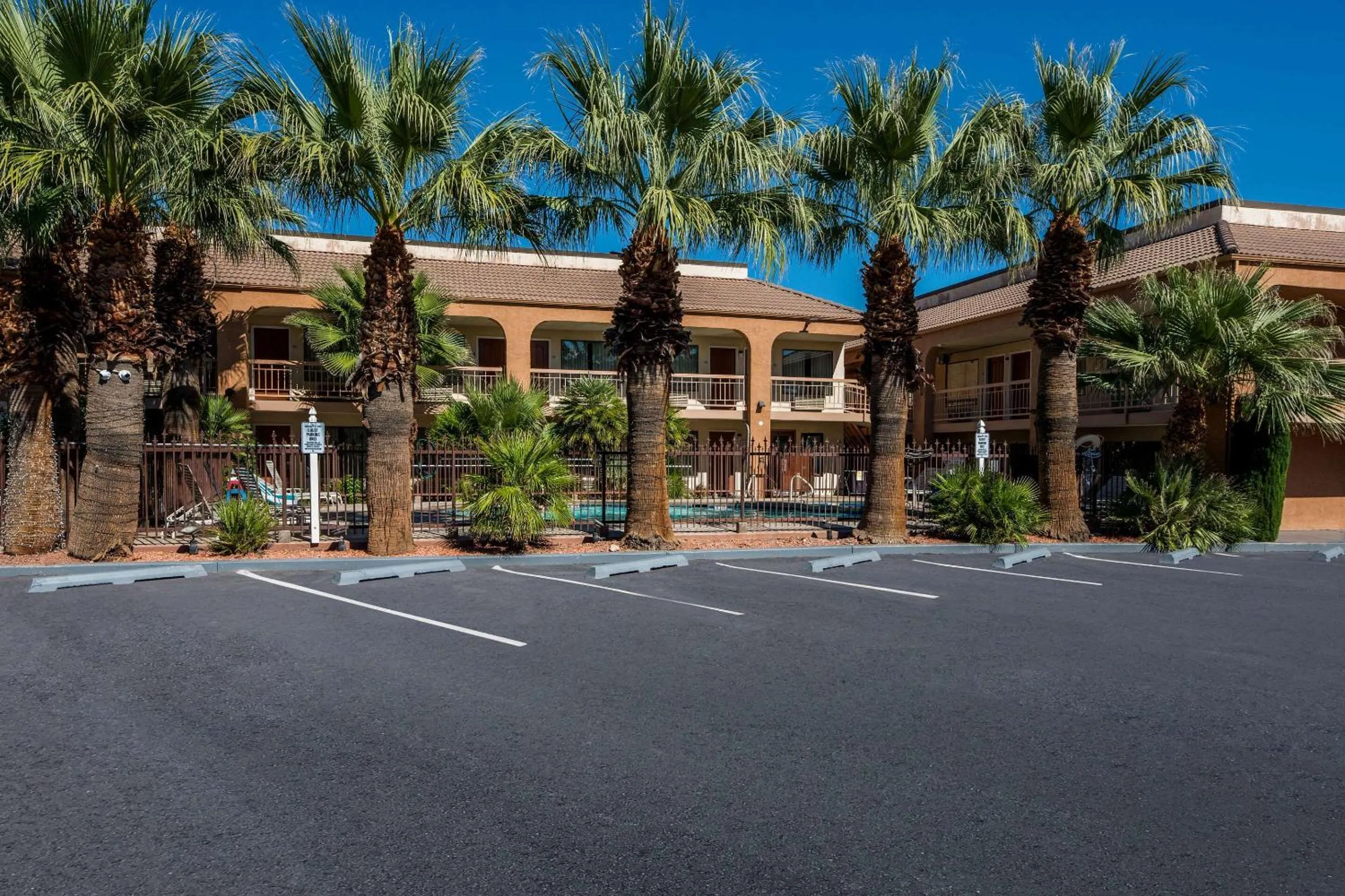 Property building in Quality Inn Saint George South Bluff