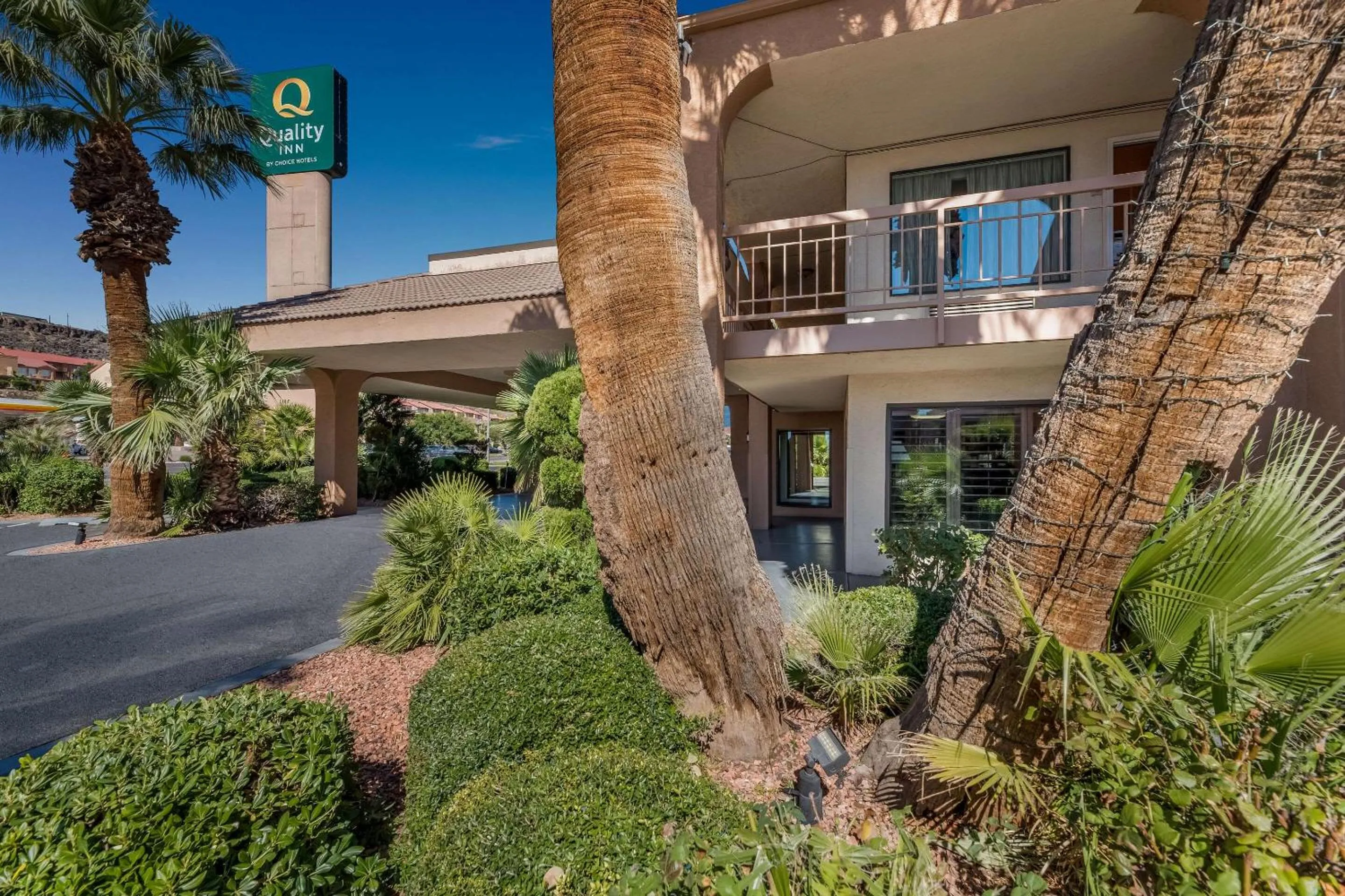 Property building in Quality Inn Saint George South Bluff