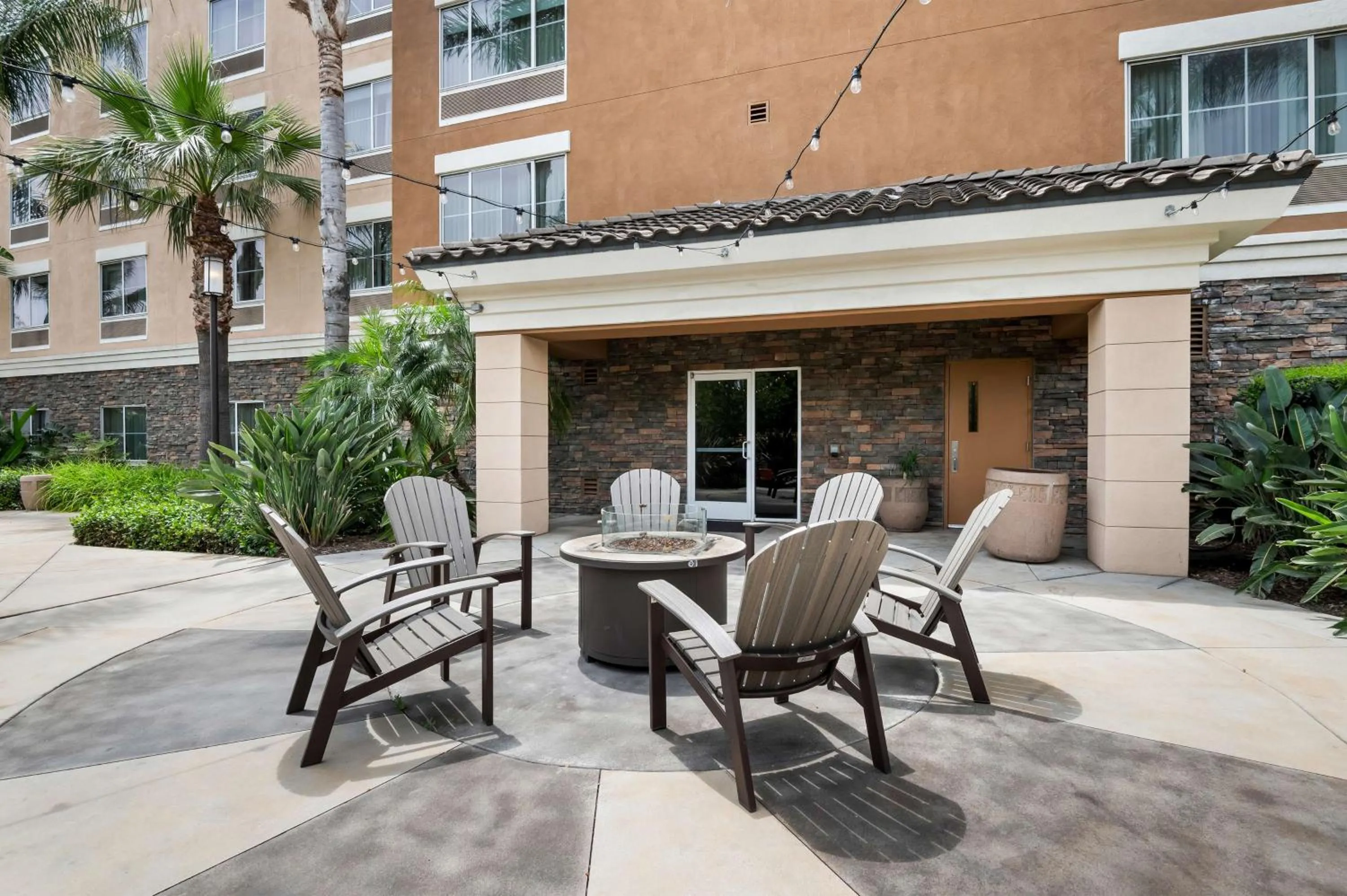 Property building in Best Western Ontario Mills Mall