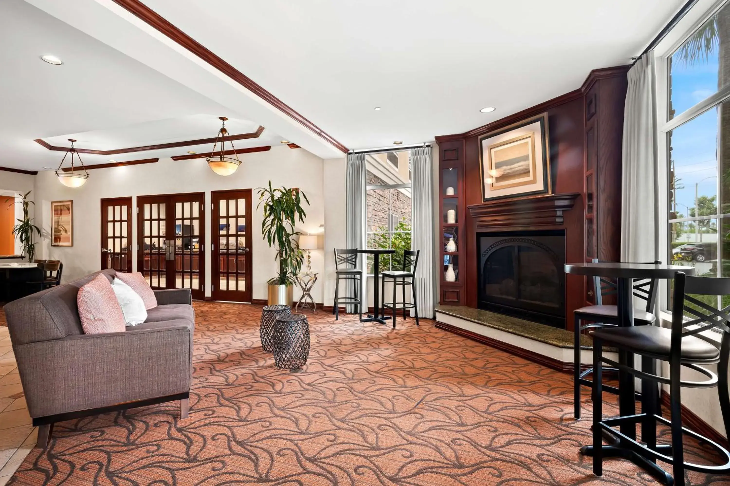 Lobby or reception in Best Western Ontario Mills Mall Lobby or reception in Best Western Ontario Mills Mall