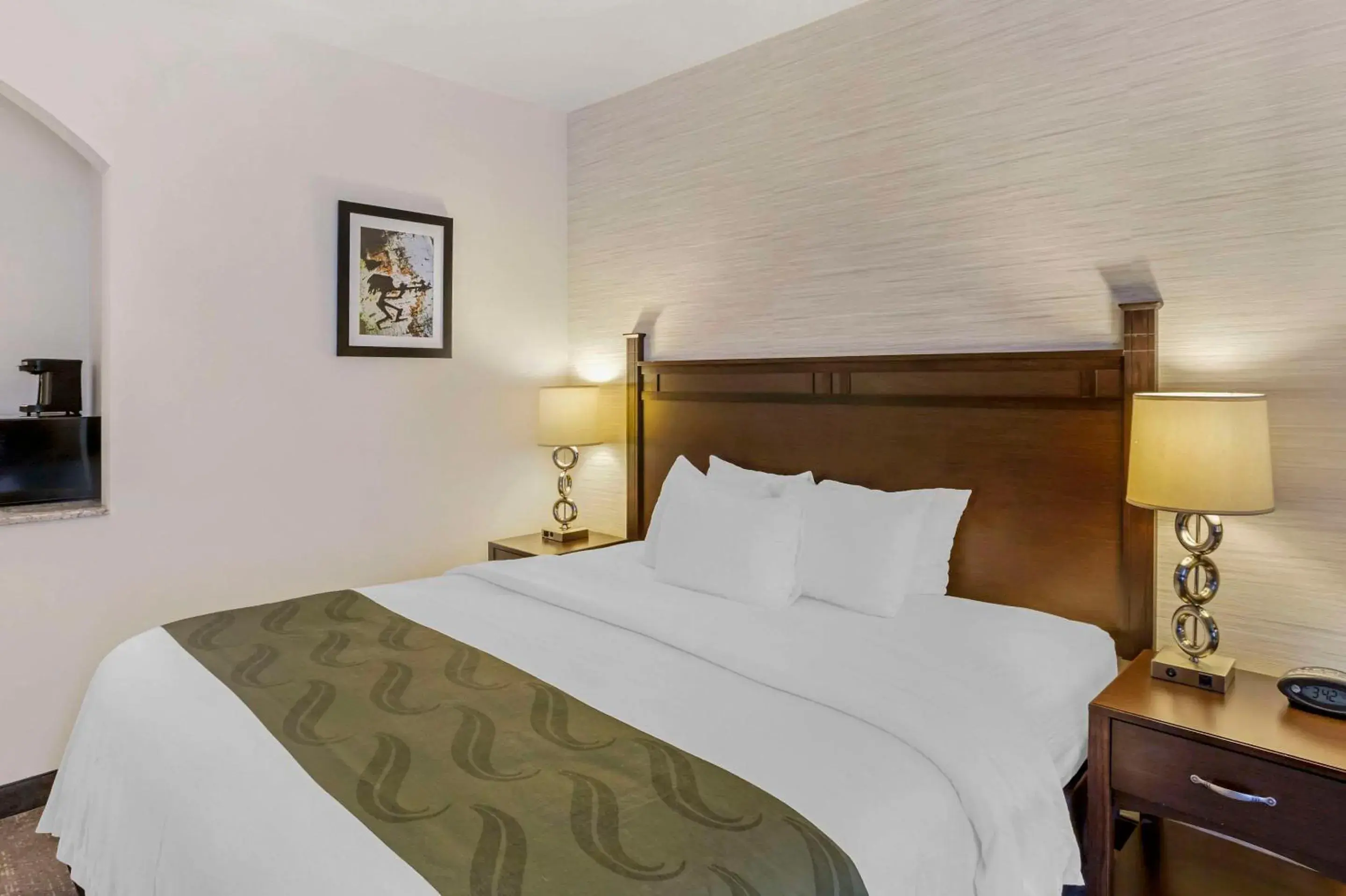 Bedroom, Bed in Quality Suites Moab near Arches National Park Bedroom, Bed in Quality Suites Moab near Arches National Park