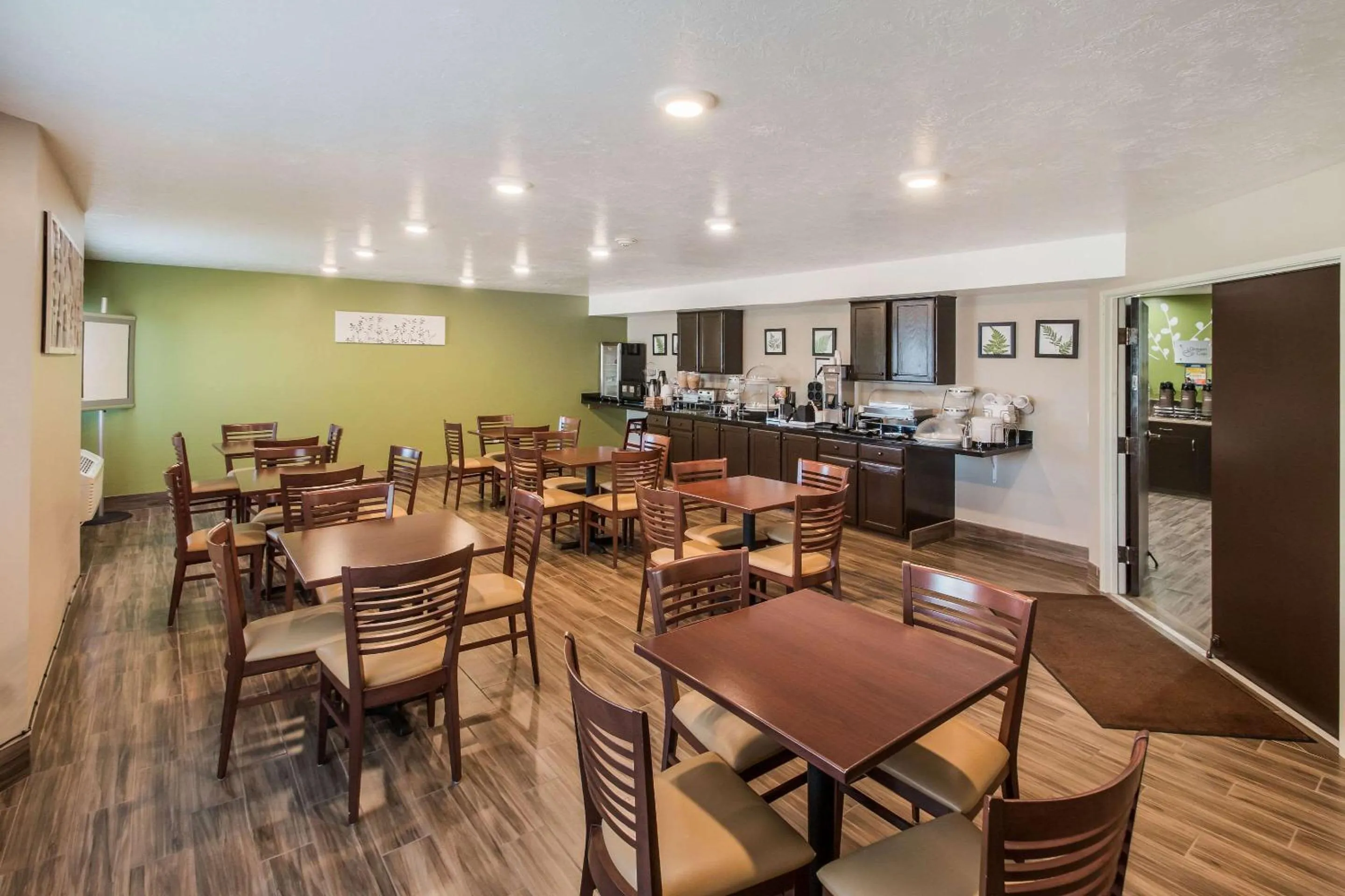 Breakfast in Sleep Inn West Valley City - Salt Lake City South