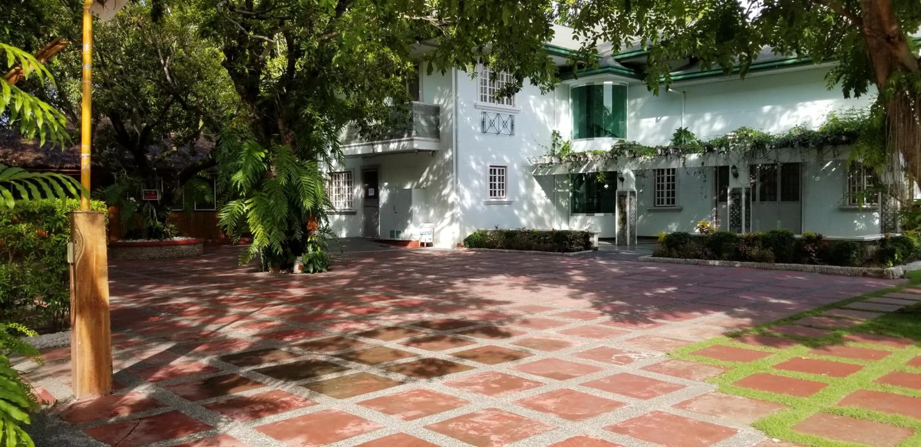 Property building in Buenavista Family Inn