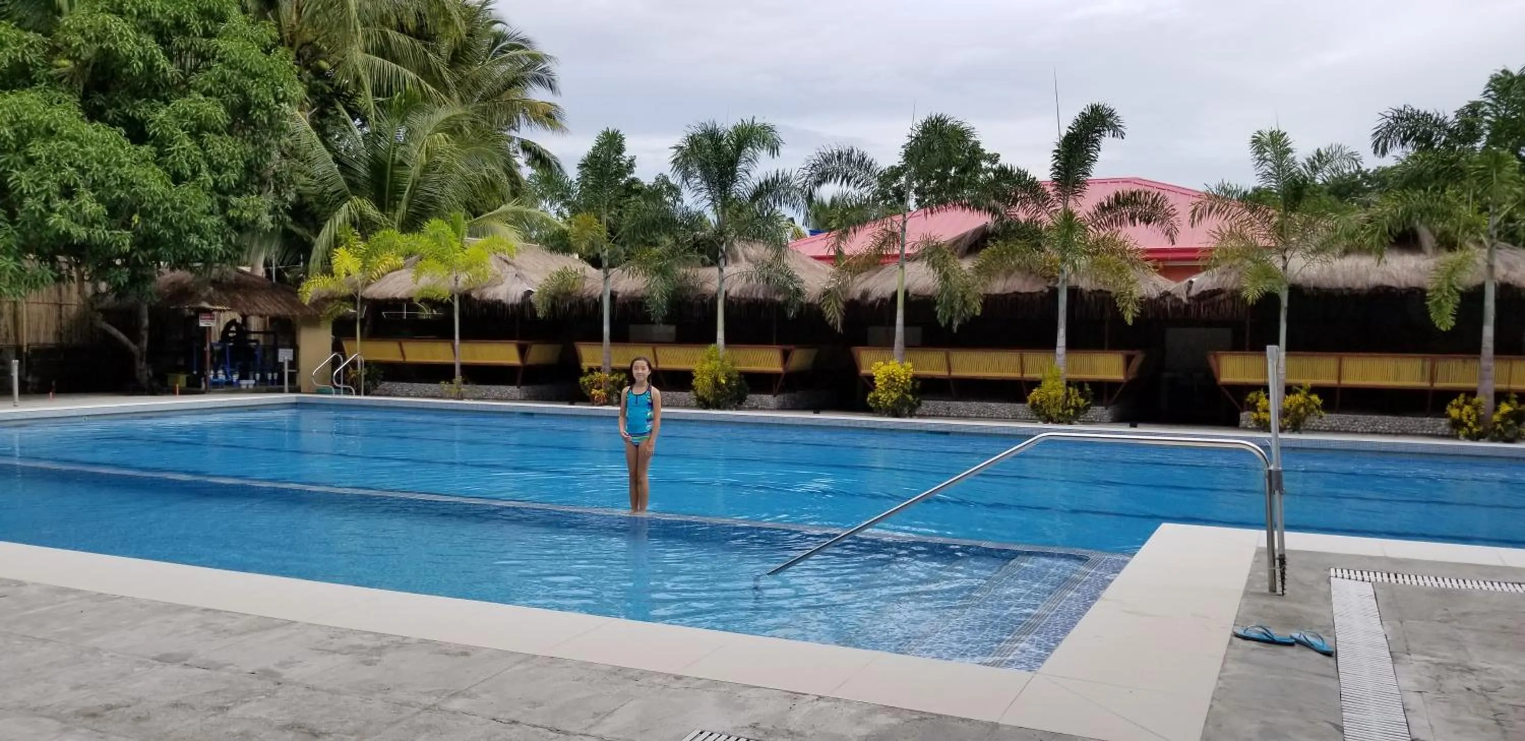 Swimming pool in Buenavista Family Inn