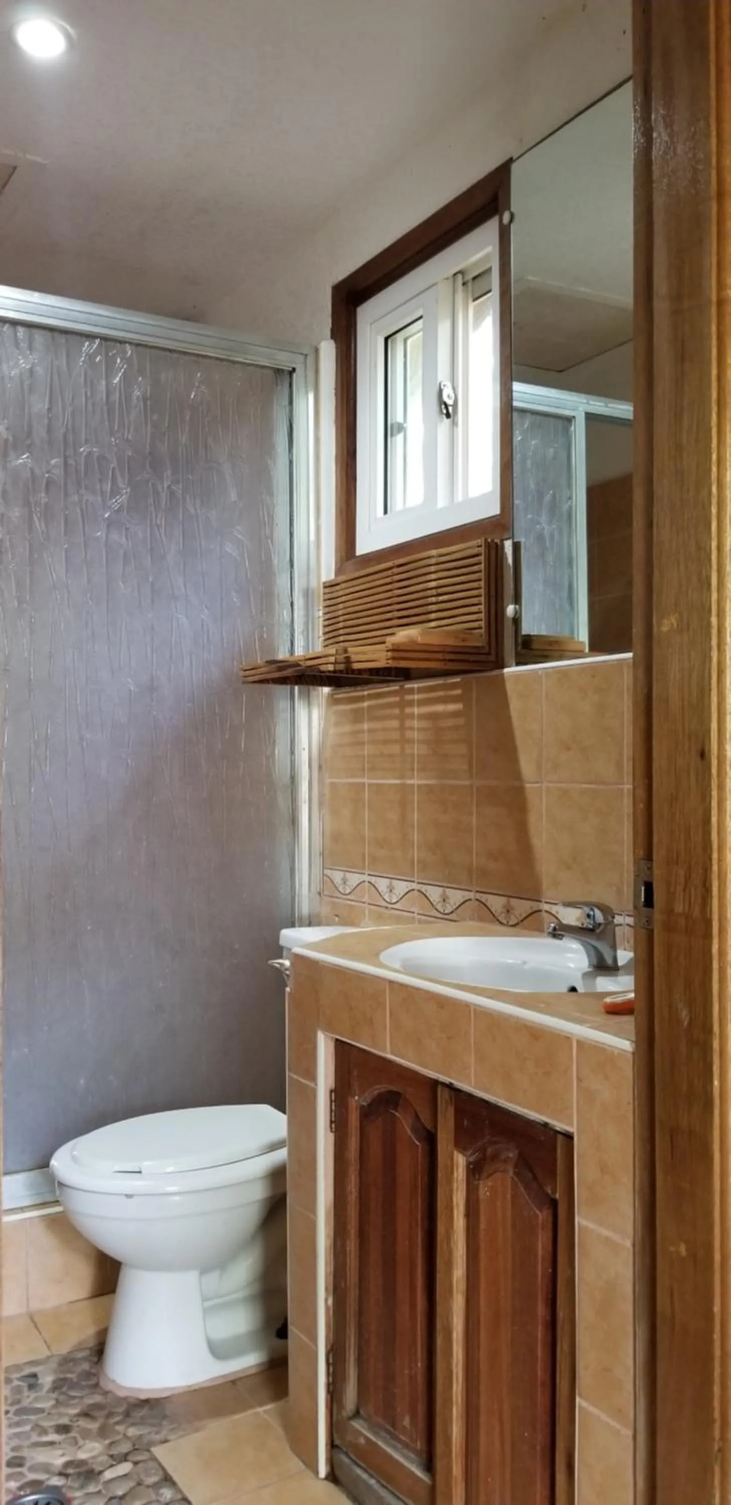 Bathroom in Buenavista Family Inn