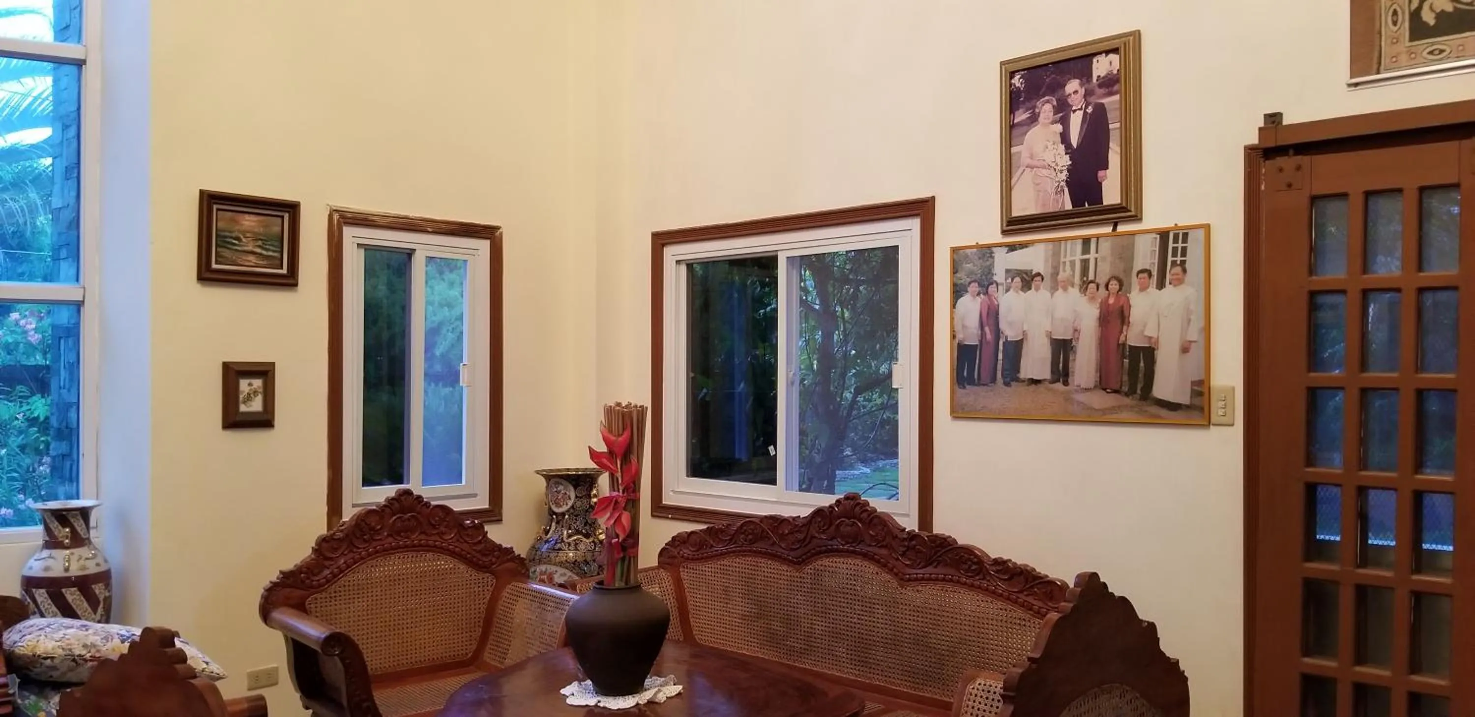 Living room in Buenavista Family Inn