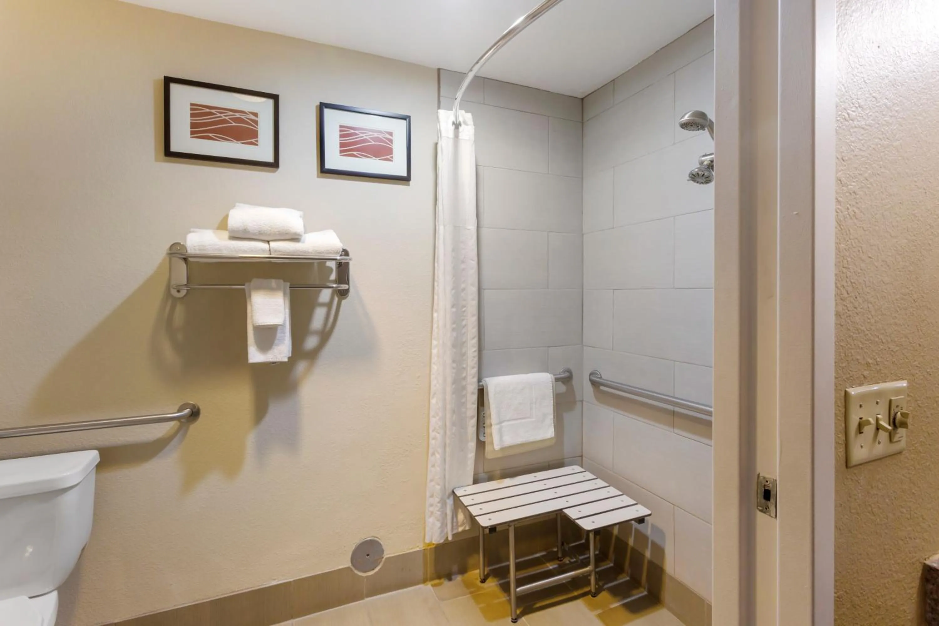 Bathroom in Comfort Inn & Suites Woods Cross - Salt Lake City North