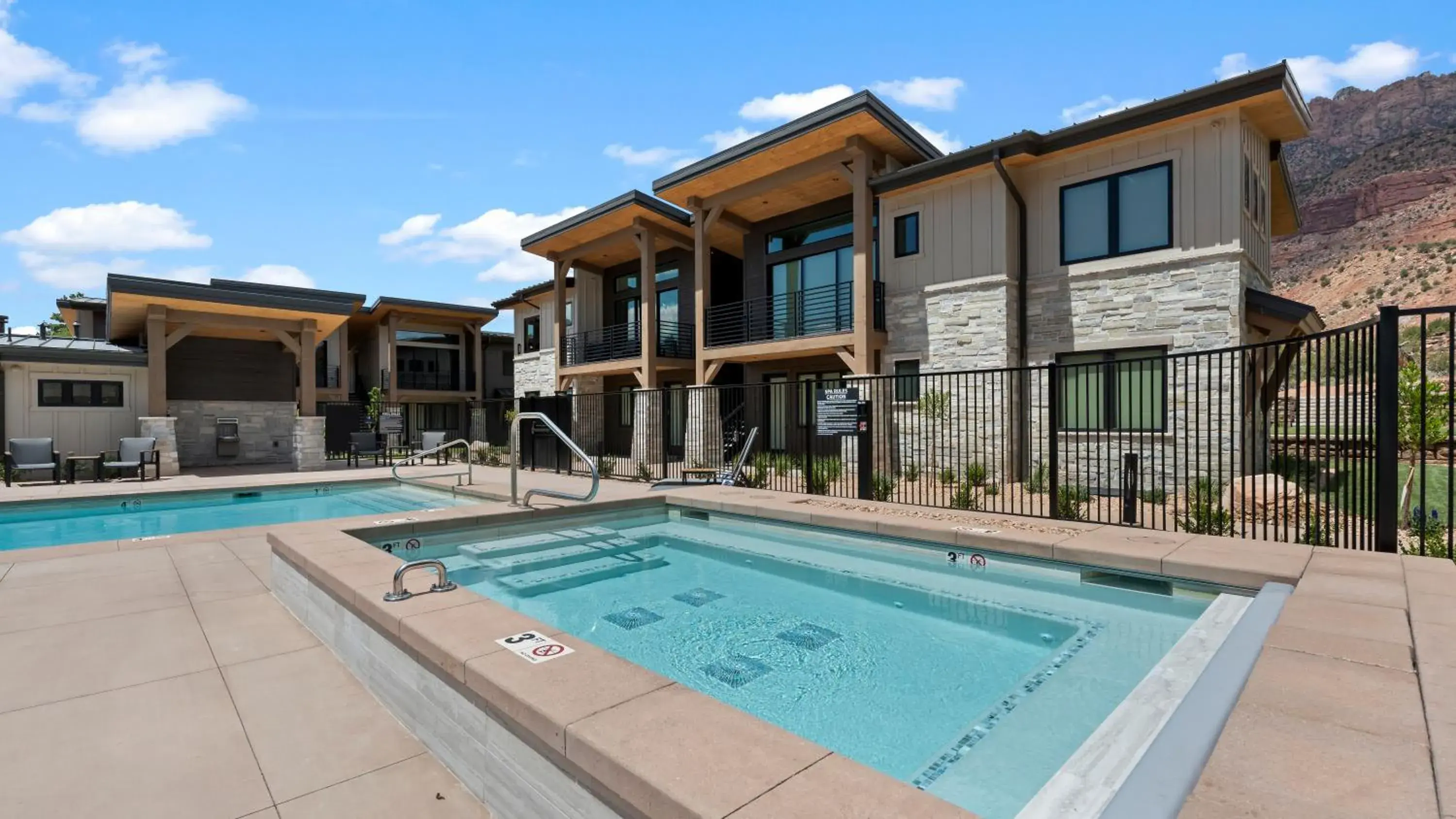 Property building in Montclair at Zion Property building in Montclair at Zion