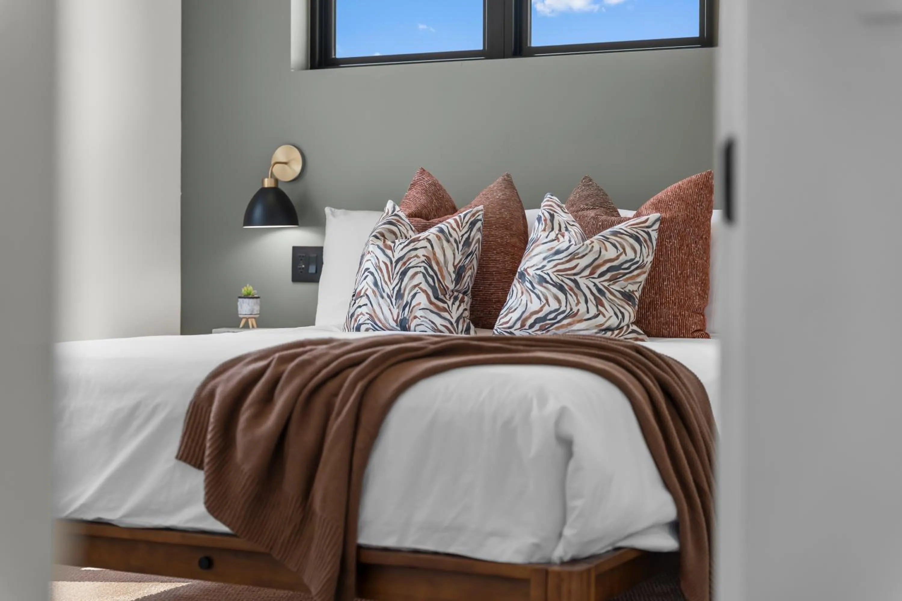 Bed in Montclair at Zion