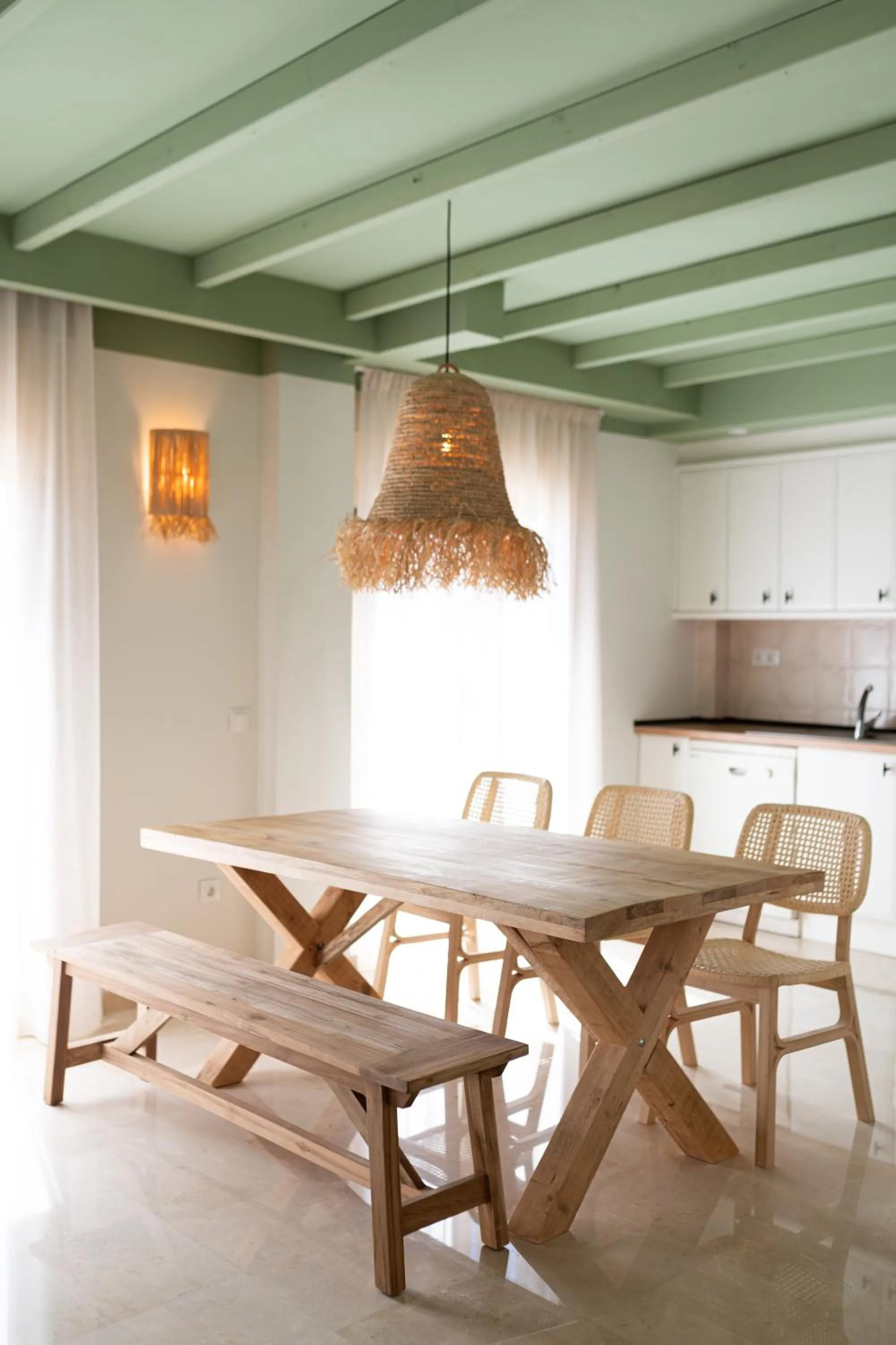 Dining area in Rooms by JovA