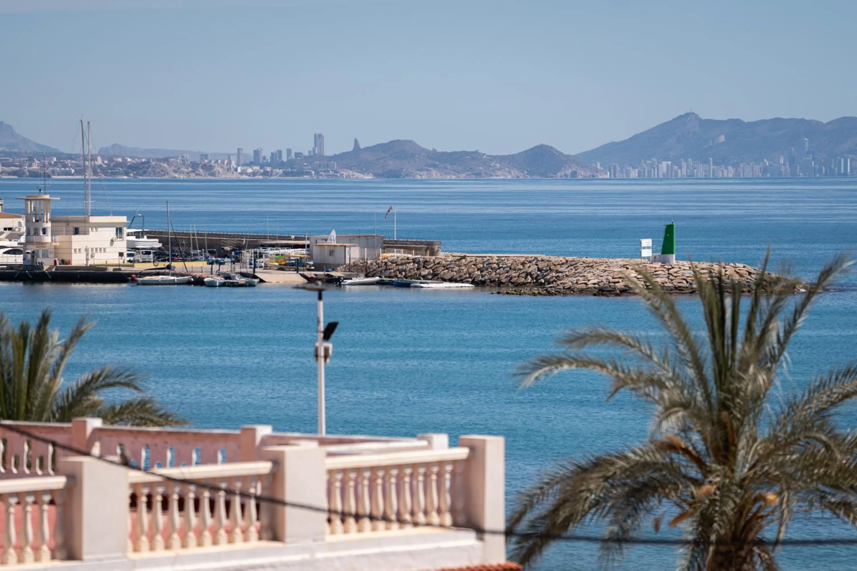 Sea view in Rooms by JovA