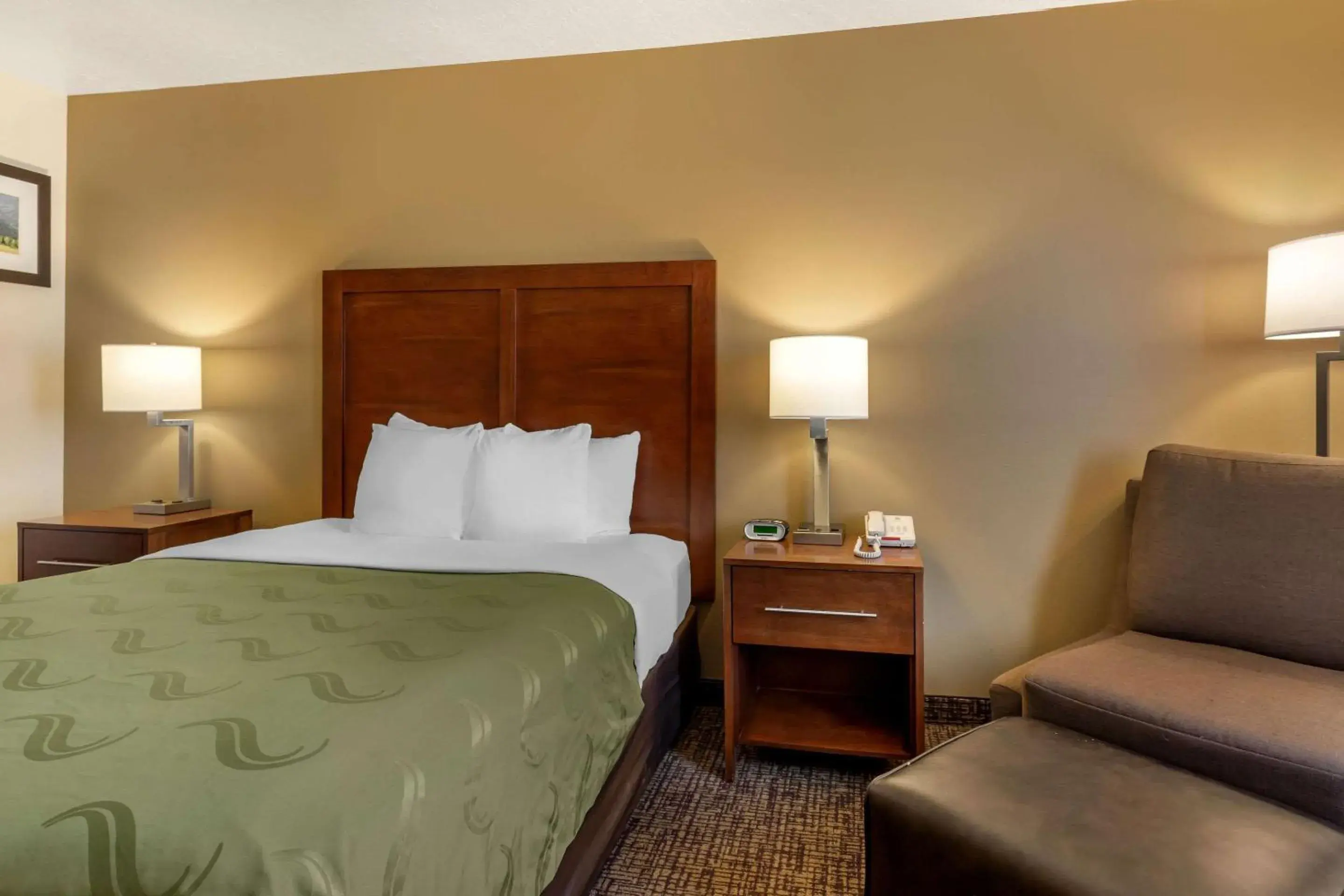 Bedroom, Bed in Quality Inn Logan near University Bedroom, Bed in Quality Inn Logan near University