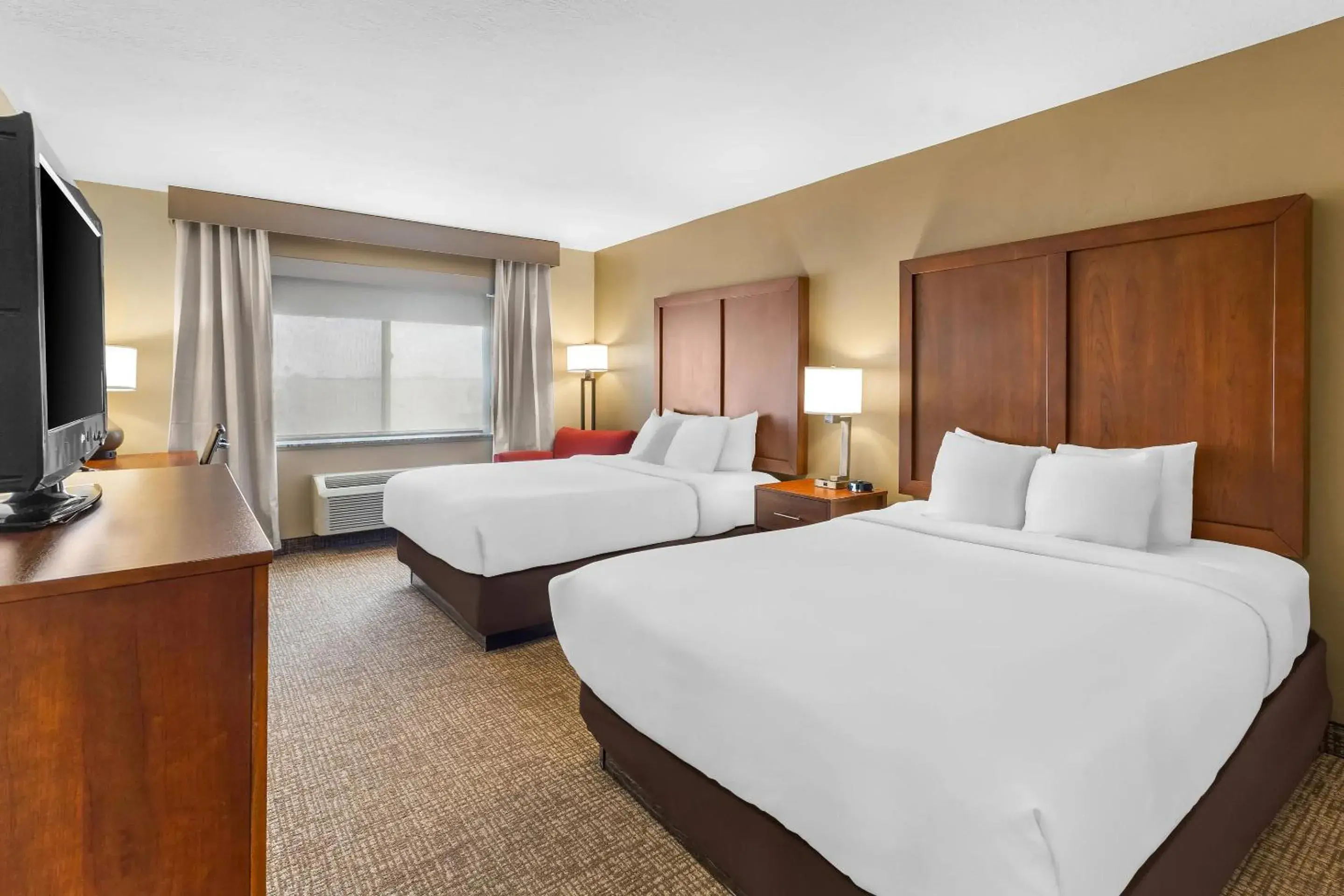 Bedroom, Bed in Comfort Inn Ogden near Event Center Bedroom, Bed in Comfort Inn Ogden near Event Center