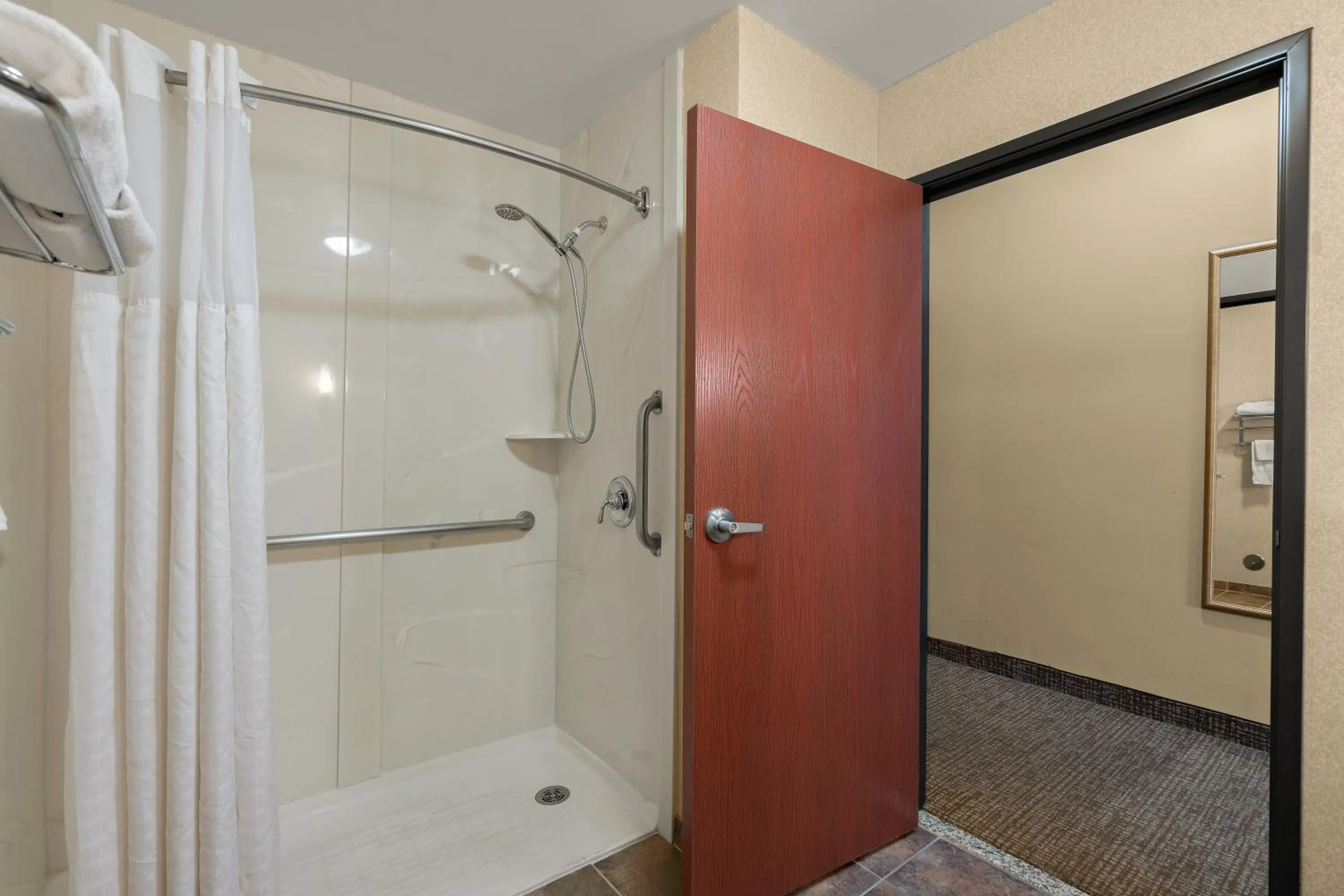 acessibility in Comfort Inn Ogden near Event Center