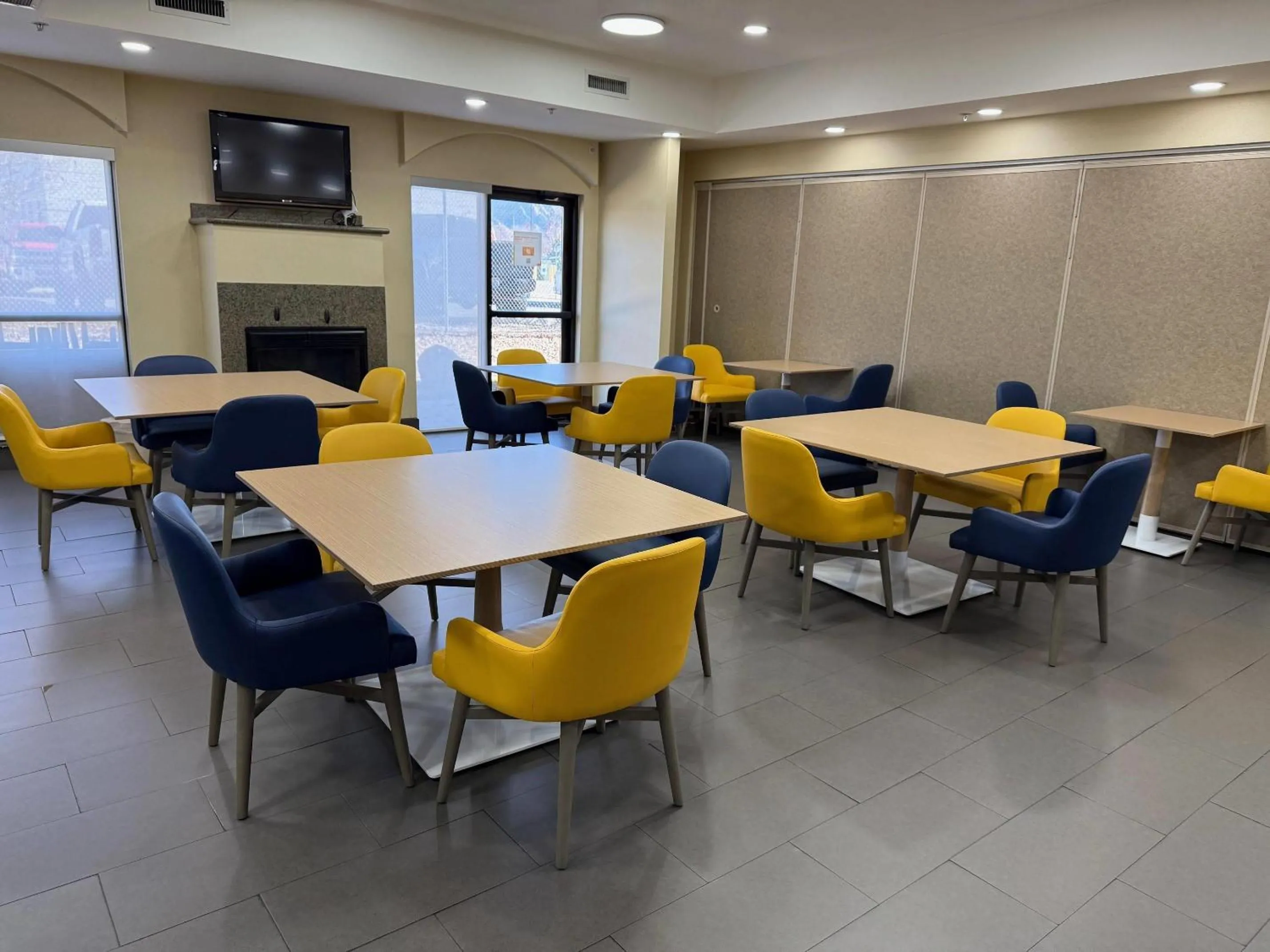 Breakfast in Comfort Inn Ogden near Event Center