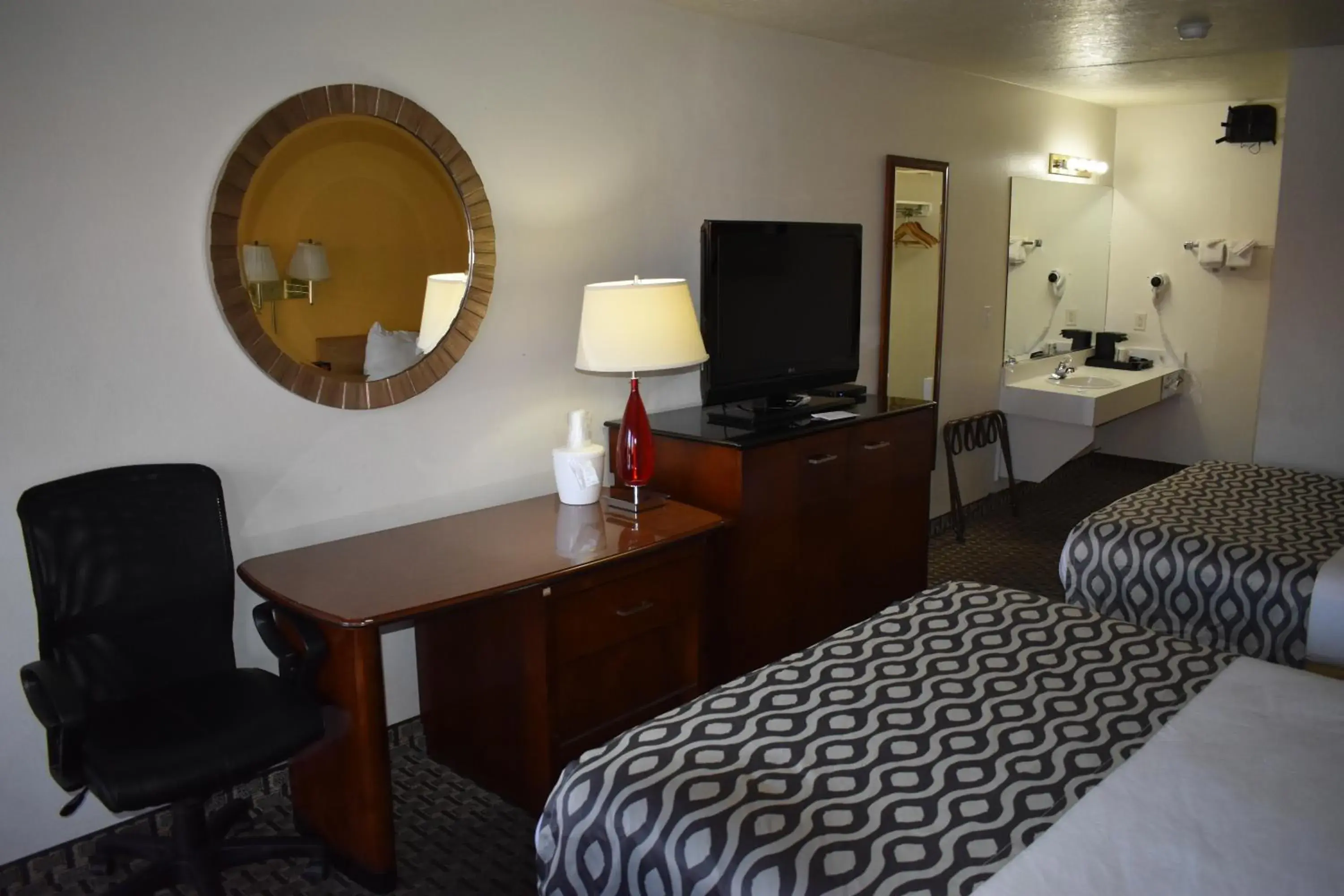 View (from property/room) in Rodeway Inn View (from property/room) in Rodeway Inn