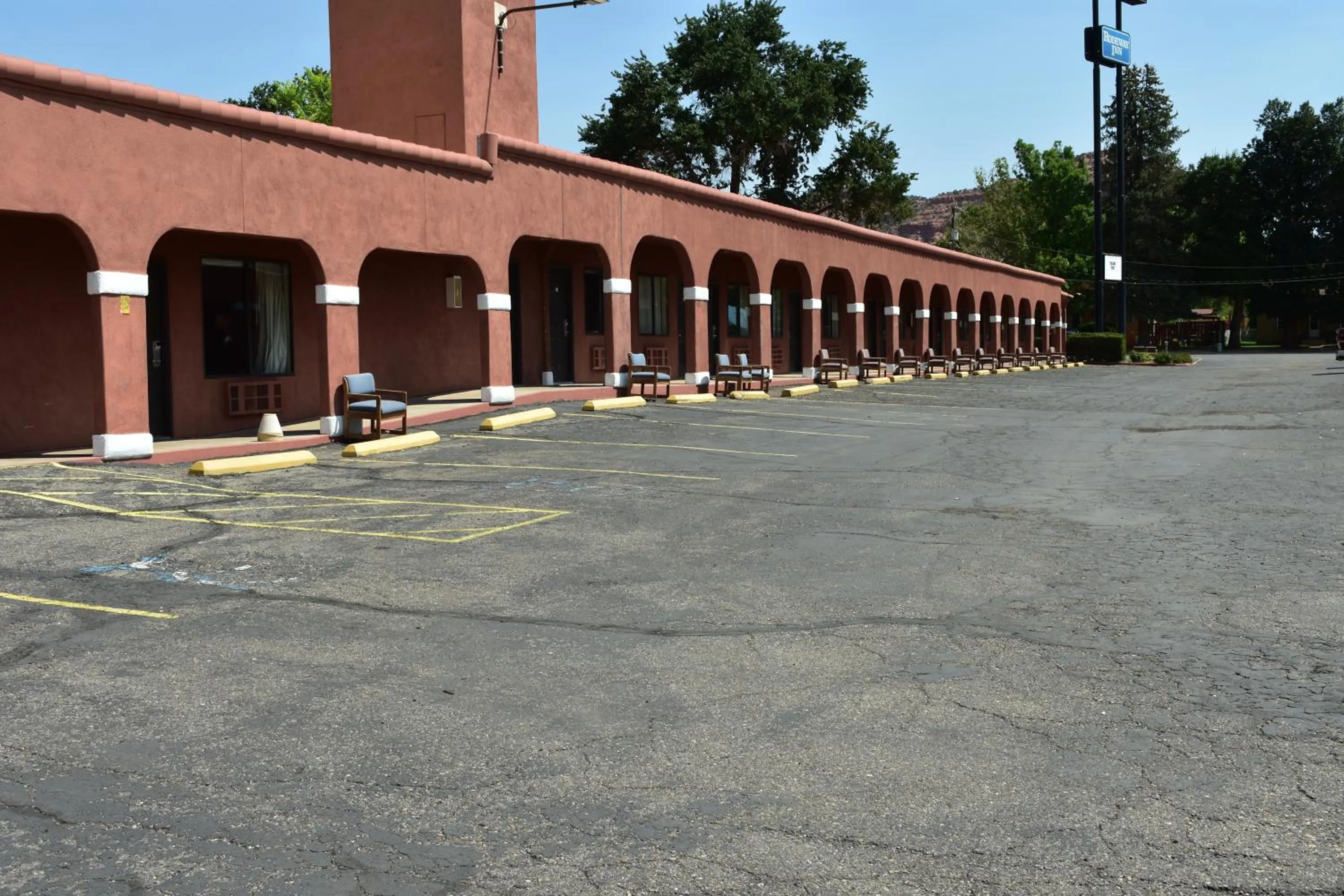 Property building in Rodeway Inn