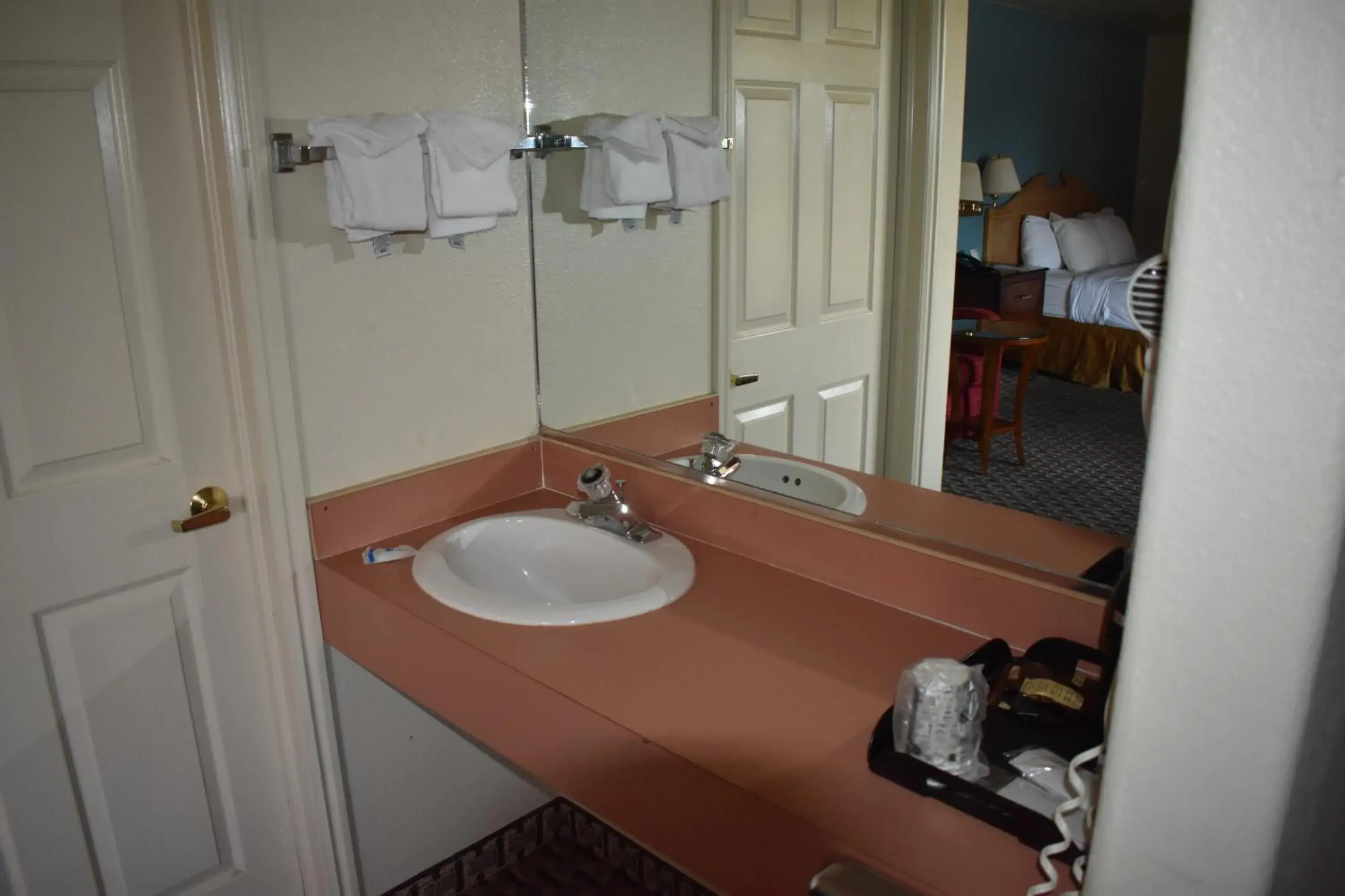 Bathroom in Rodeway Inn Bathroom in Rodeway Inn