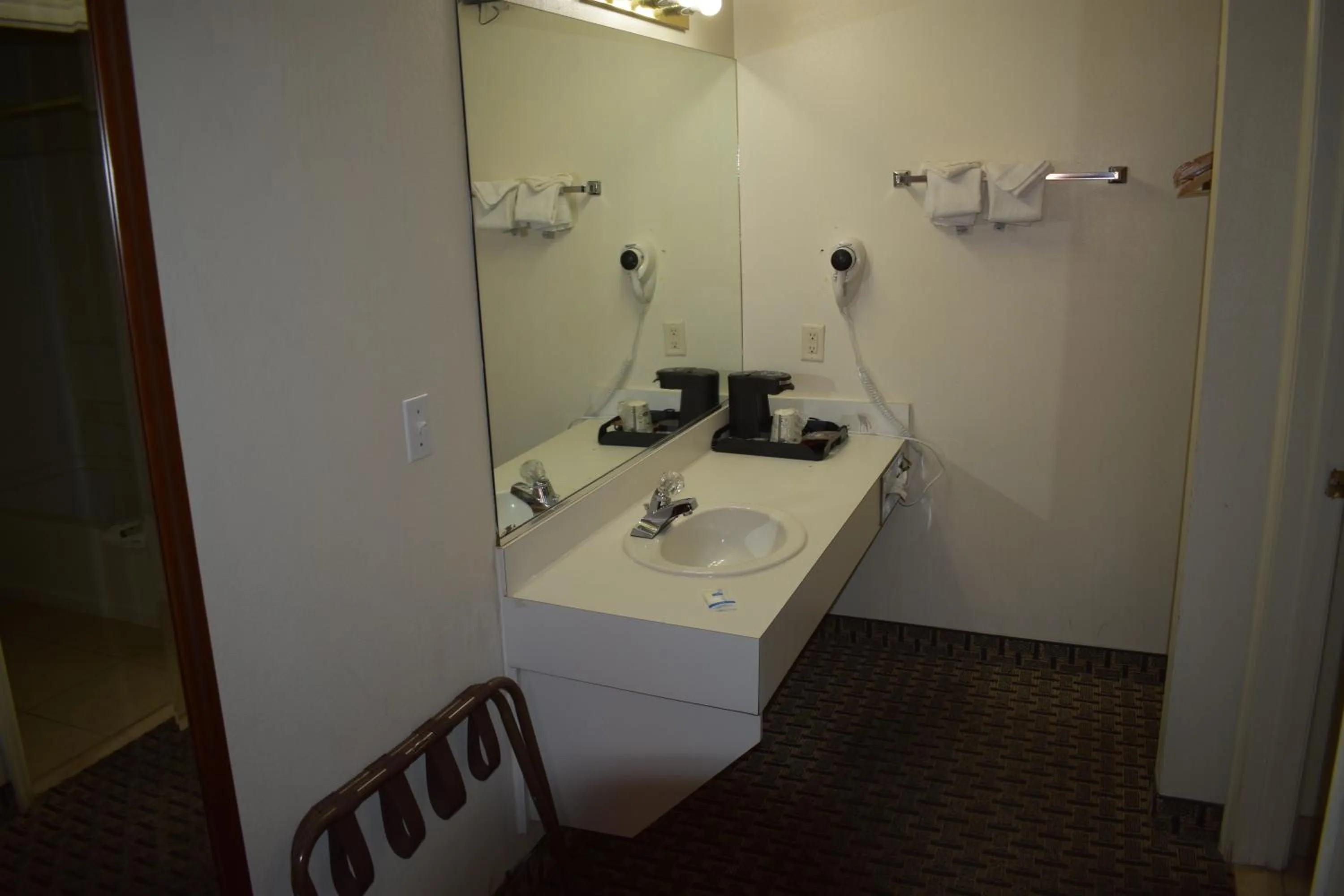 Bathroom in Rodeway Inn