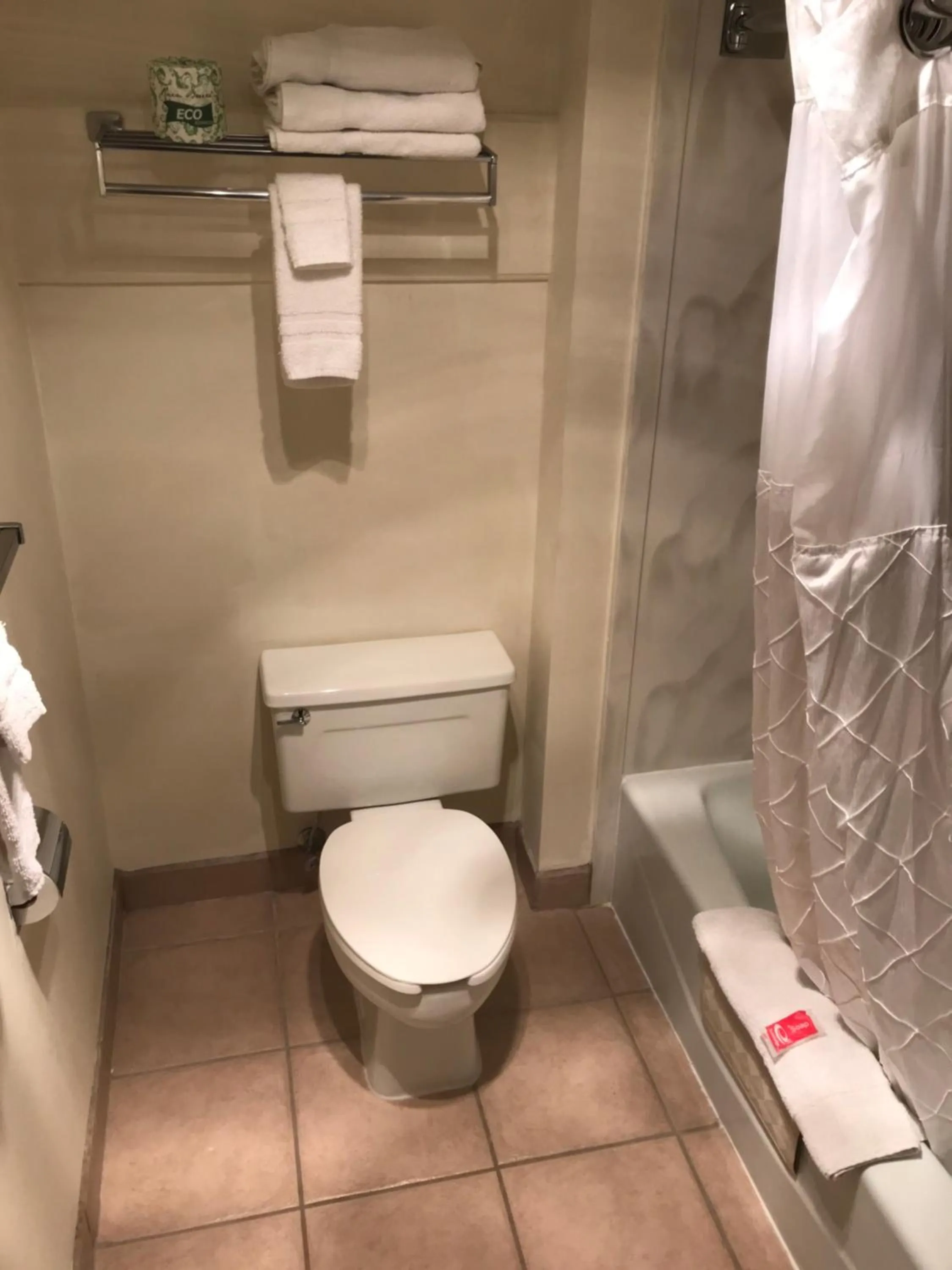 Bathroom in Econo Lodge Salina Scenic Route 89 & I-70