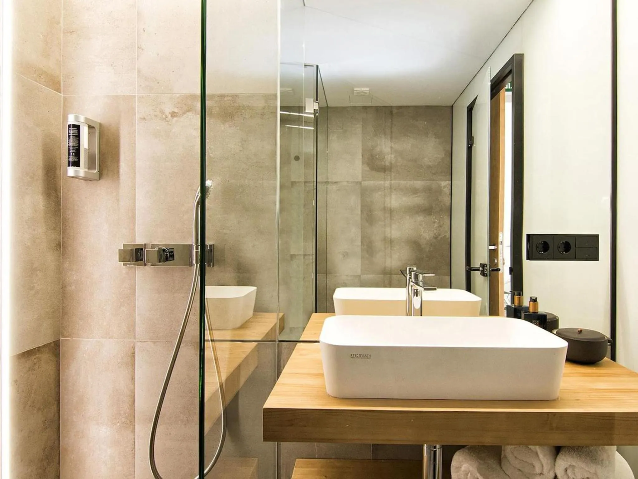 Shower in Luxury Alhambra Penthouse Collection