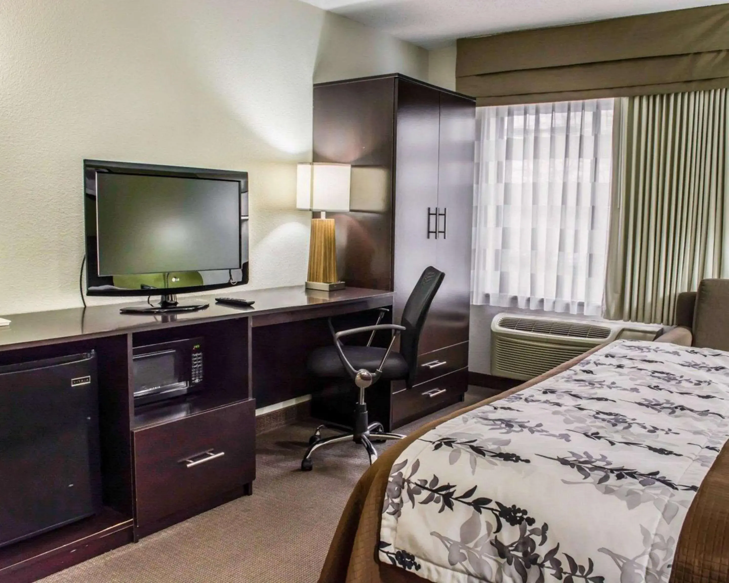 Photo of the whole room, Bed in Sleep Inn Richmond South Photo of the whole room, Bed in Sleep Inn Richmond South