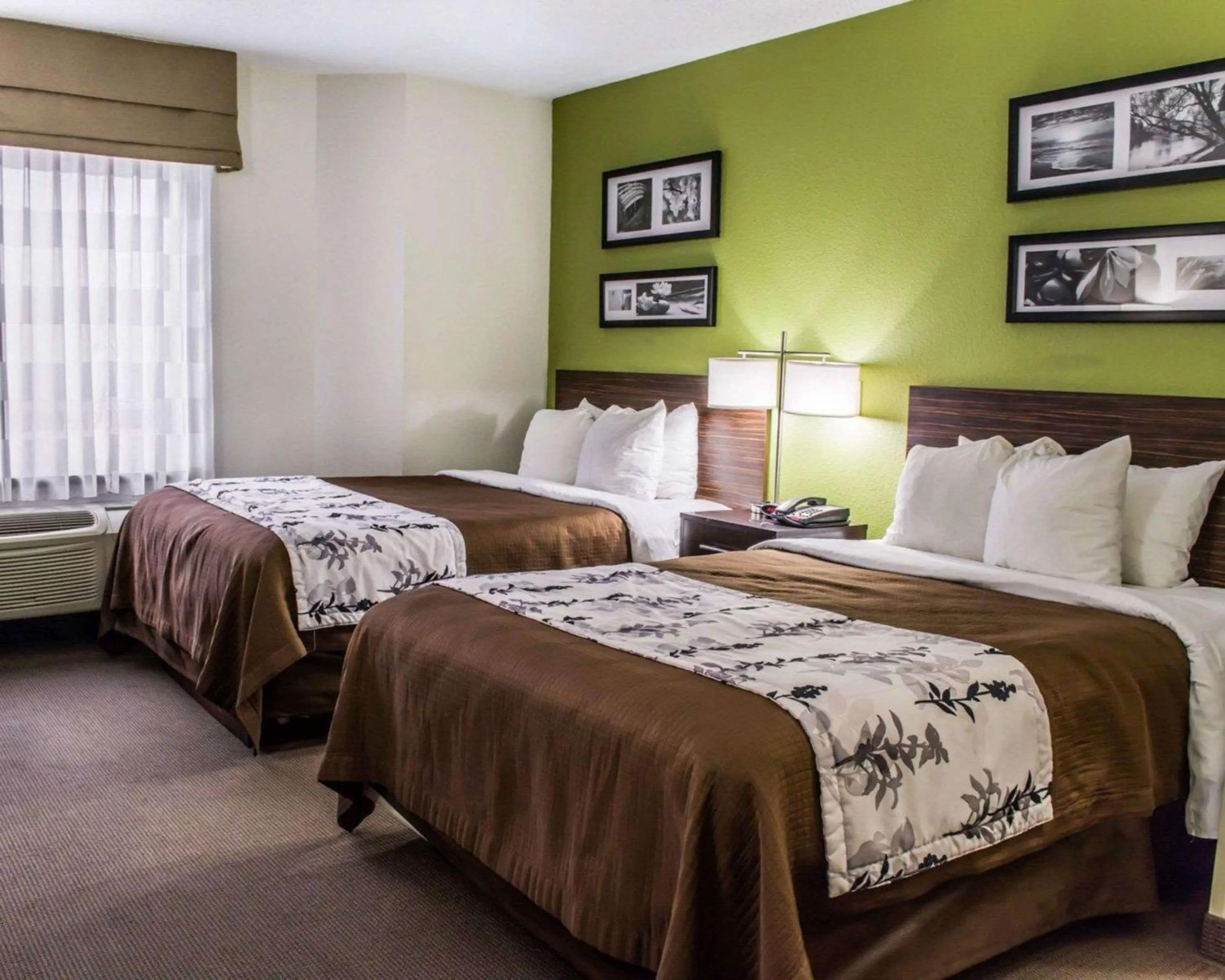 Photo of the whole room, Bed in Sleep Inn Richmond South