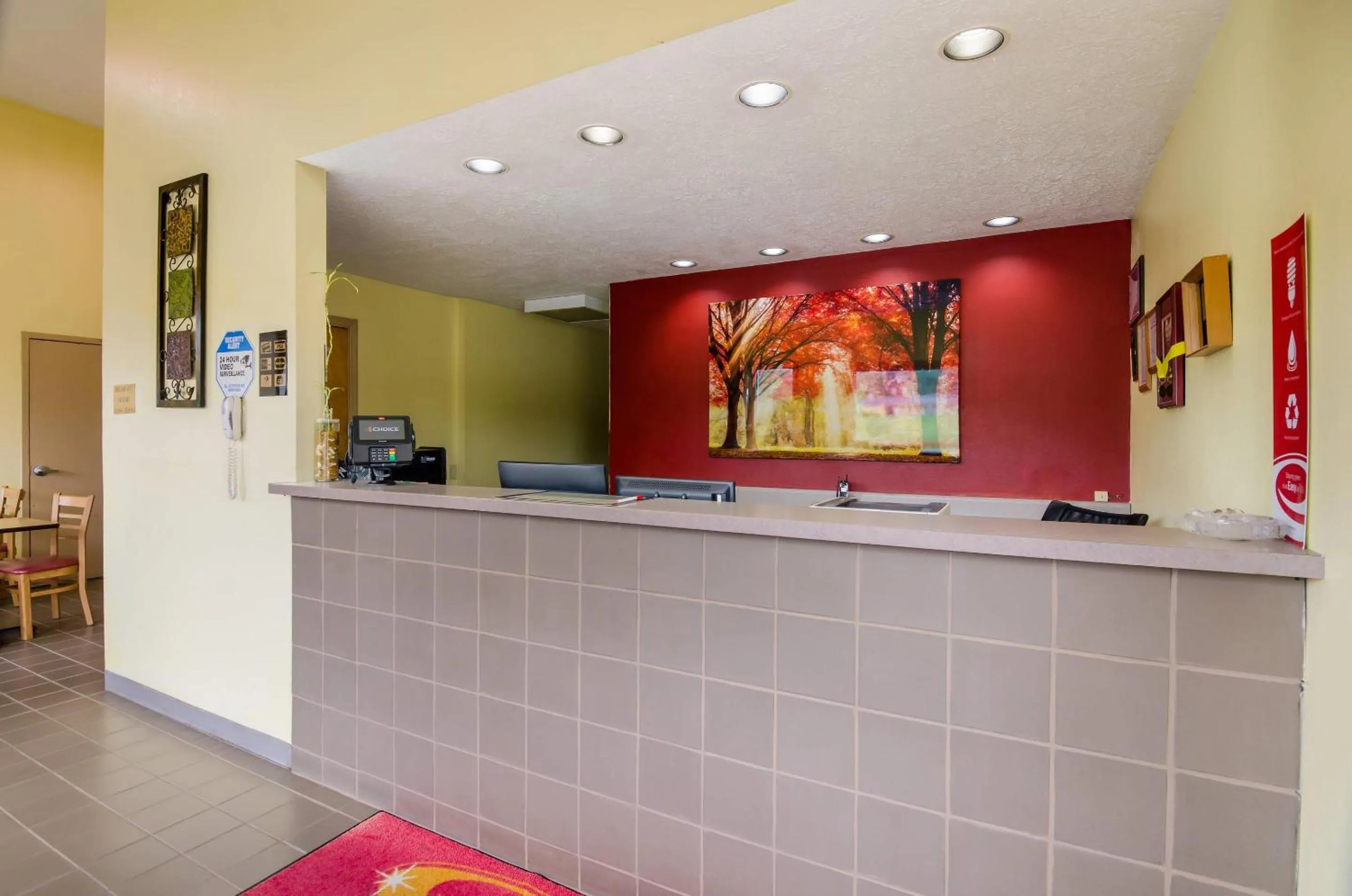 Lobby or reception in Econo Lodge Marion I-81