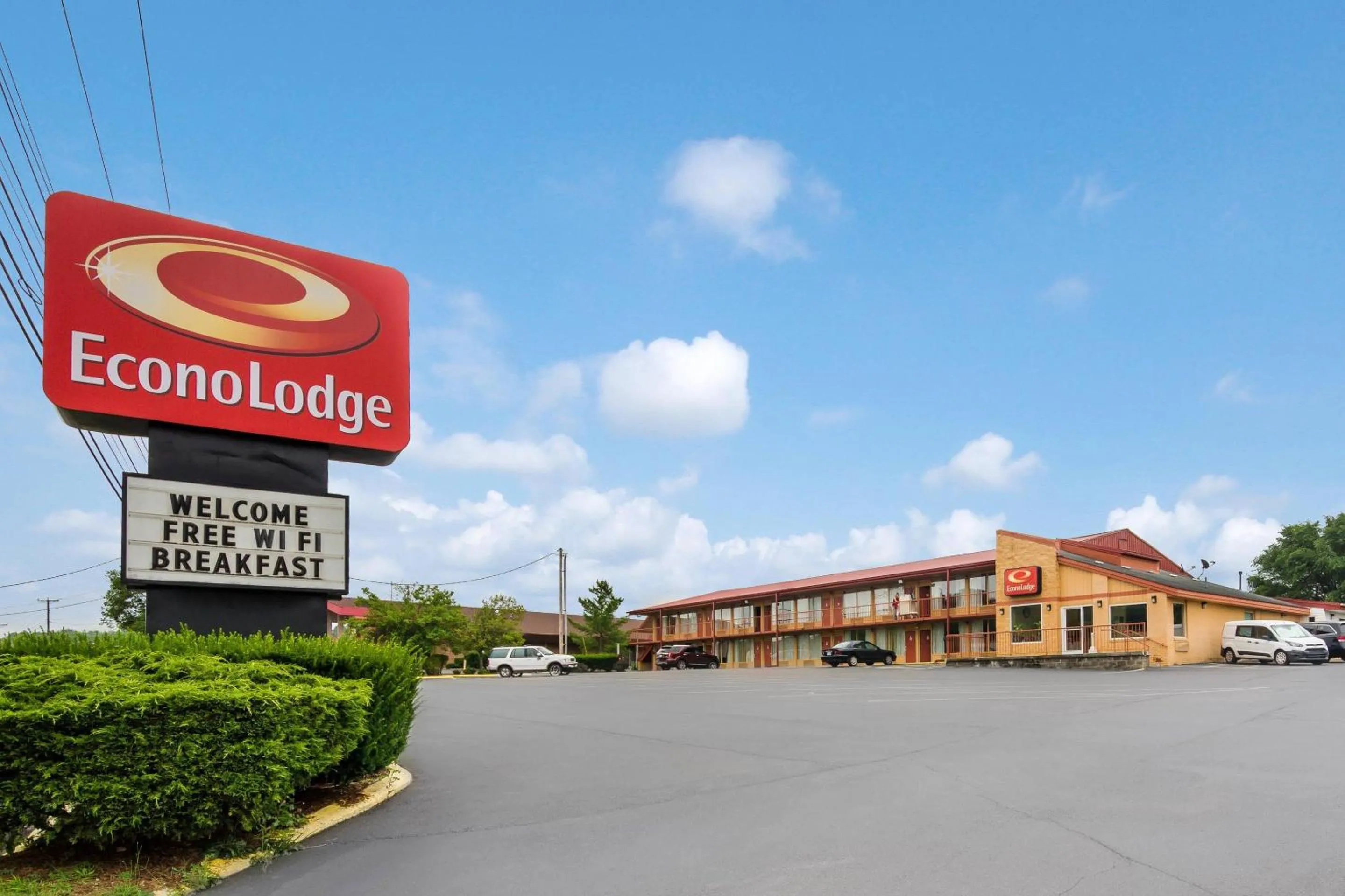 Property building in Econo Lodge Marion I-81