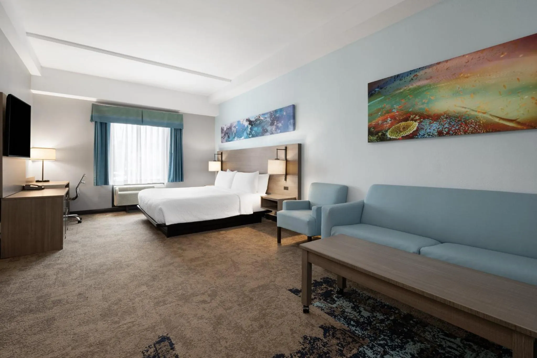 Photo of the whole room, Bed in Garner Hotel Virginia Beach North by IHG