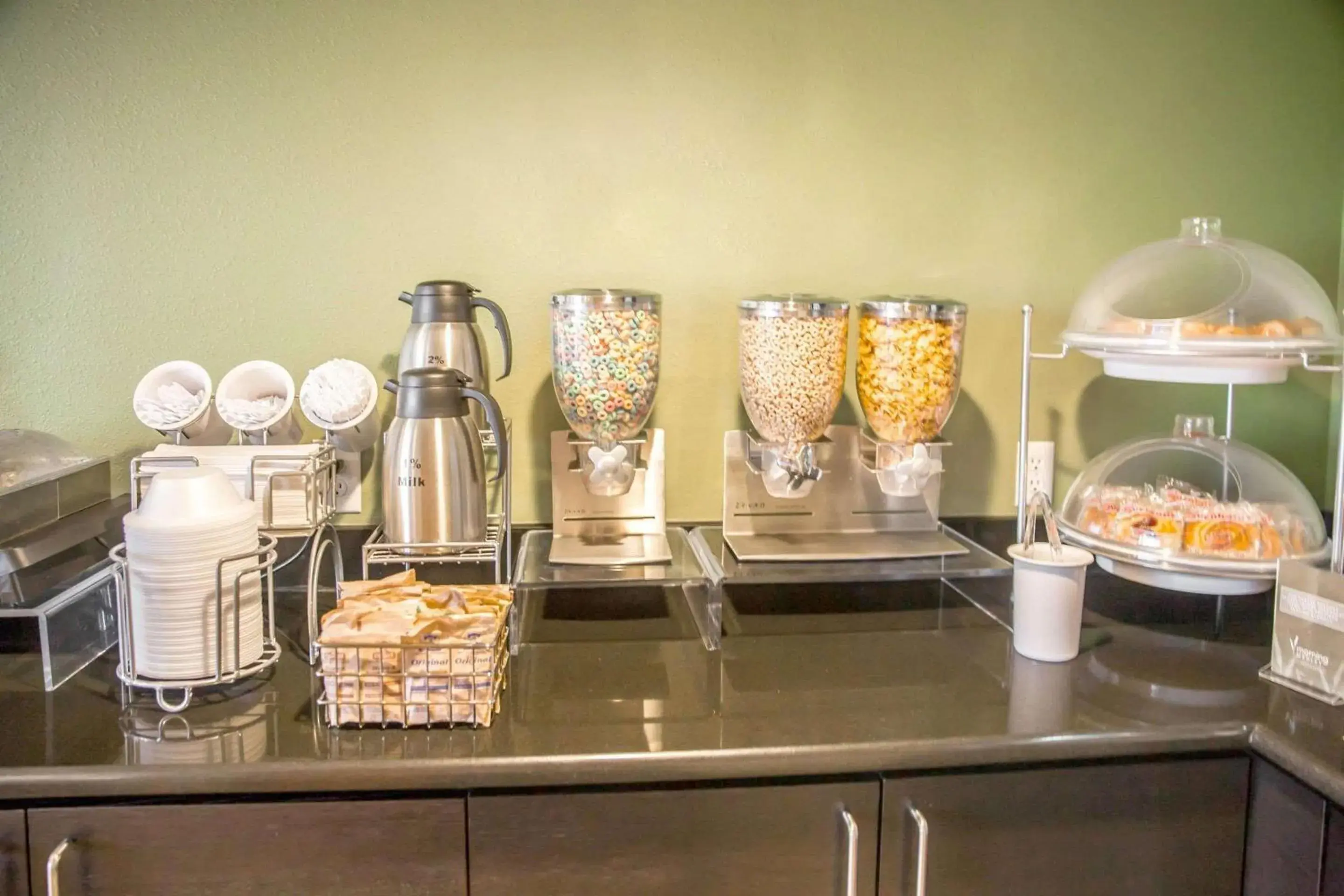 Restaurant/places to eat in Sleep Inn Woodbridge - Potomac Mills Restaurant/places to eat in Sleep Inn Woodbridge - Potomac Mills